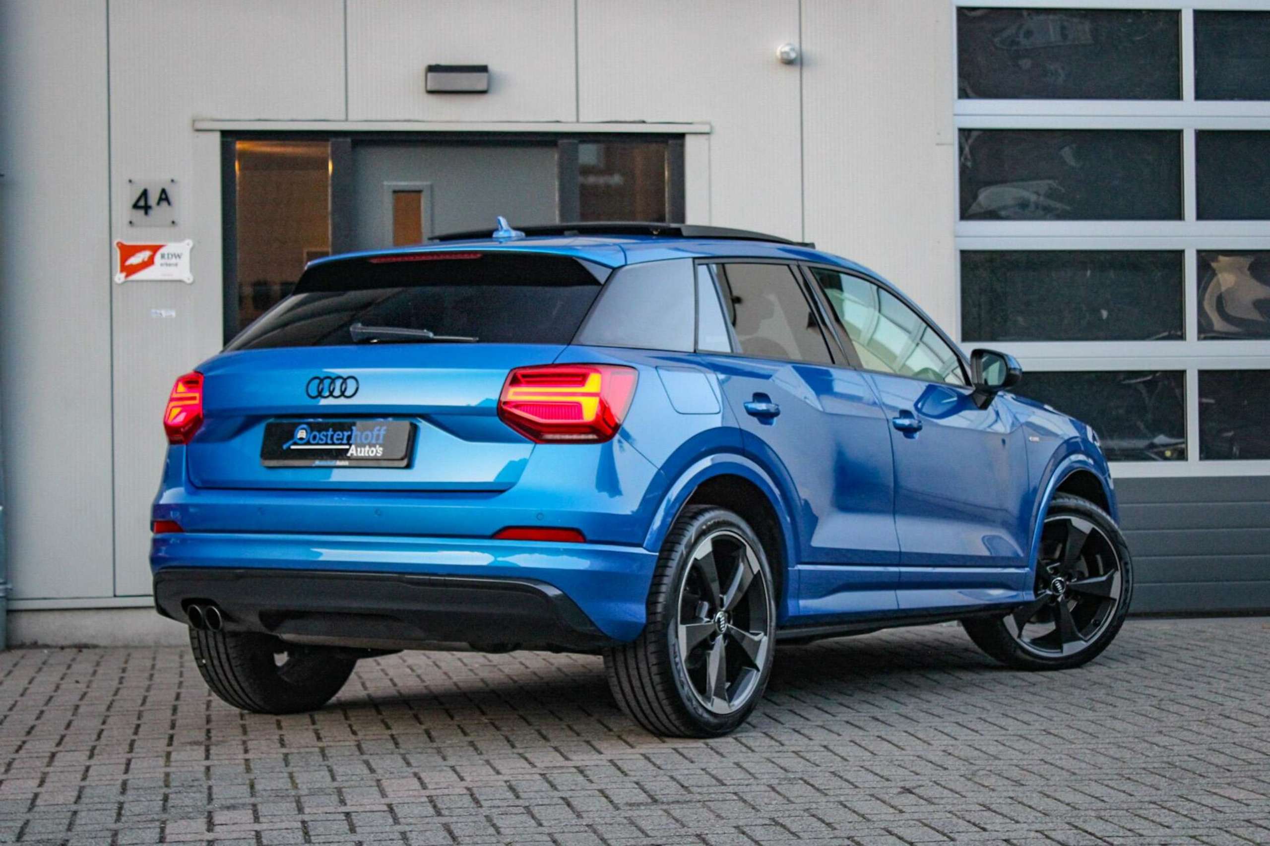 Audi - Q2