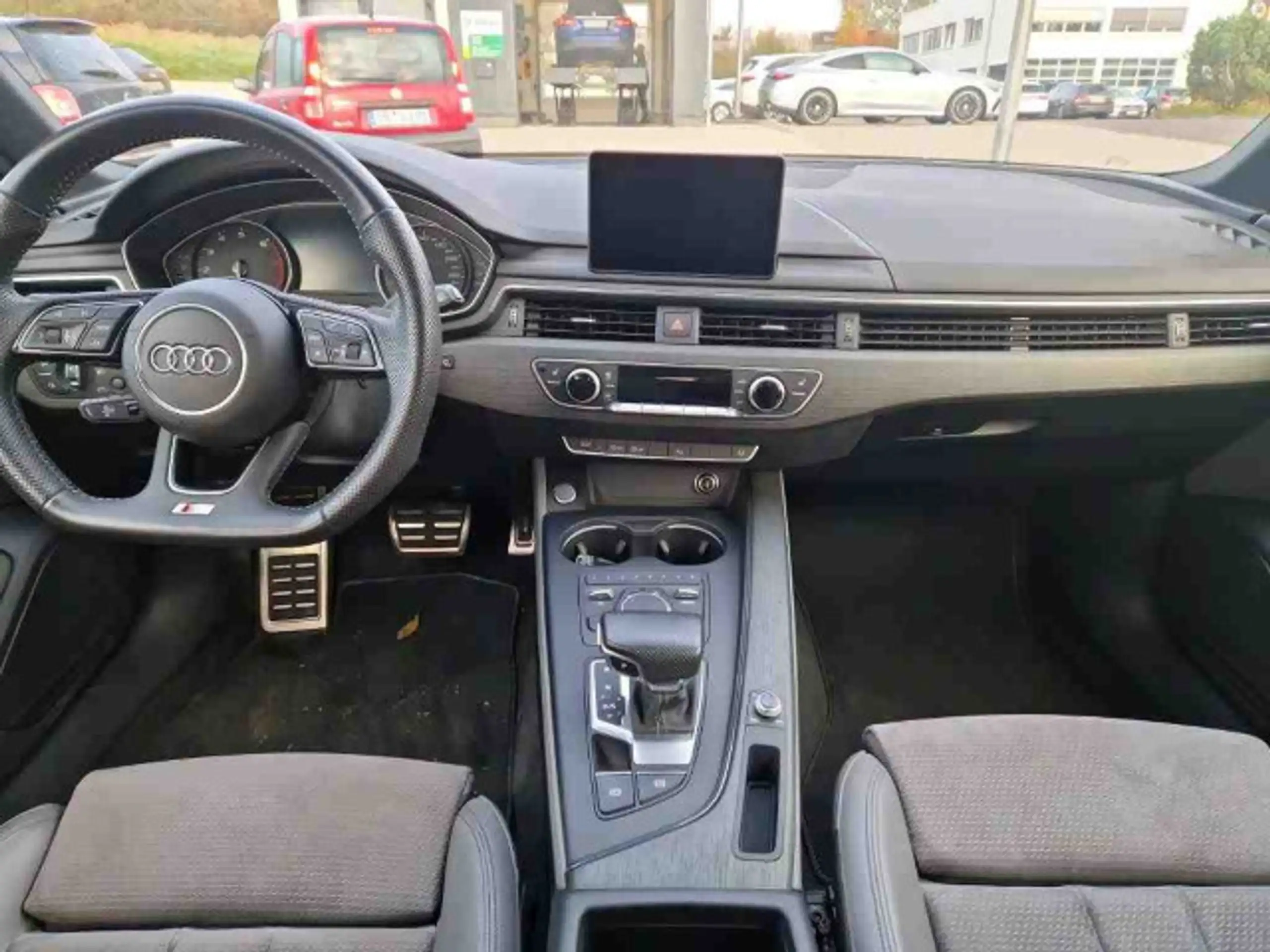 Audi - A4