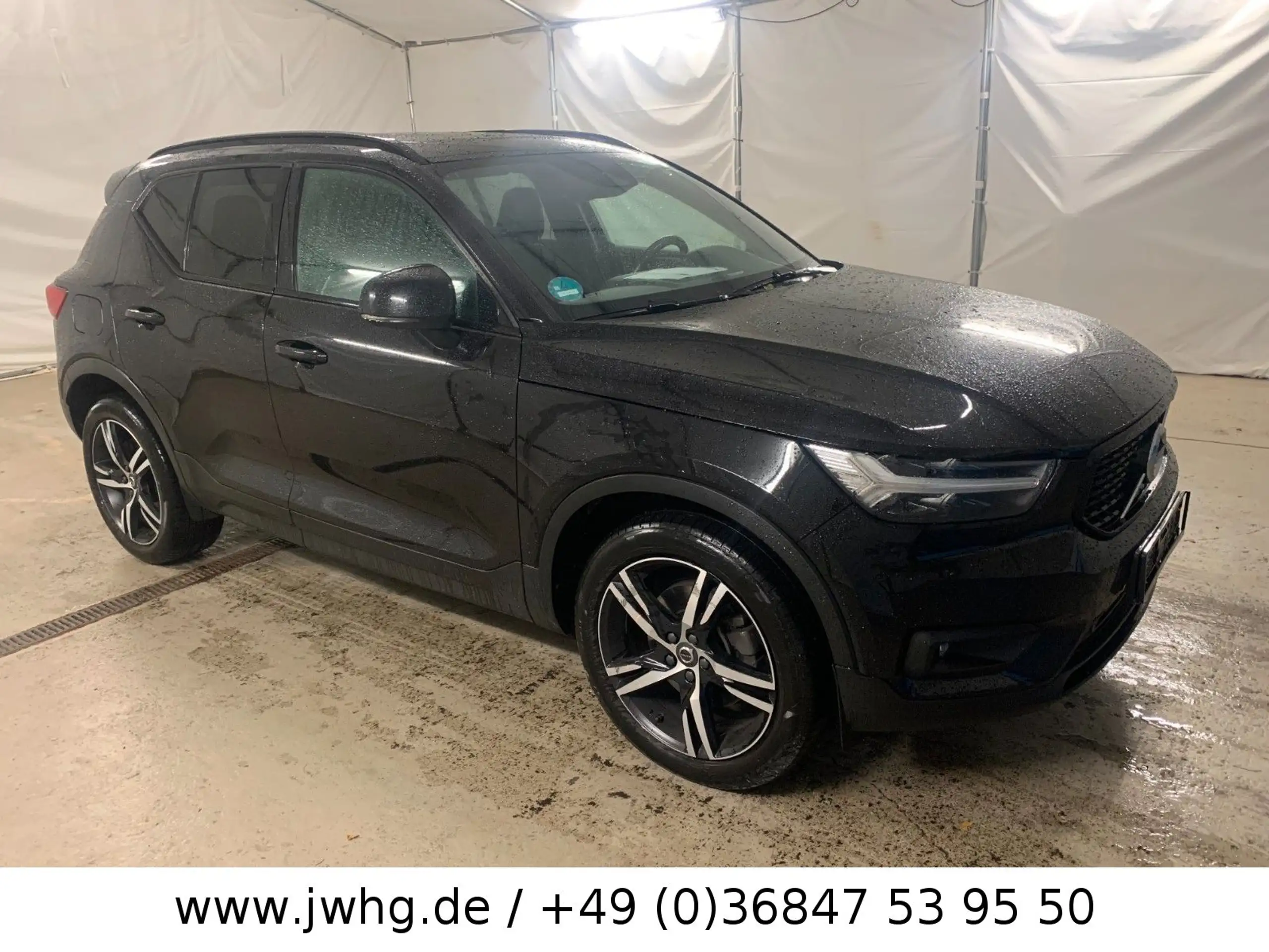 Volvo - XC40