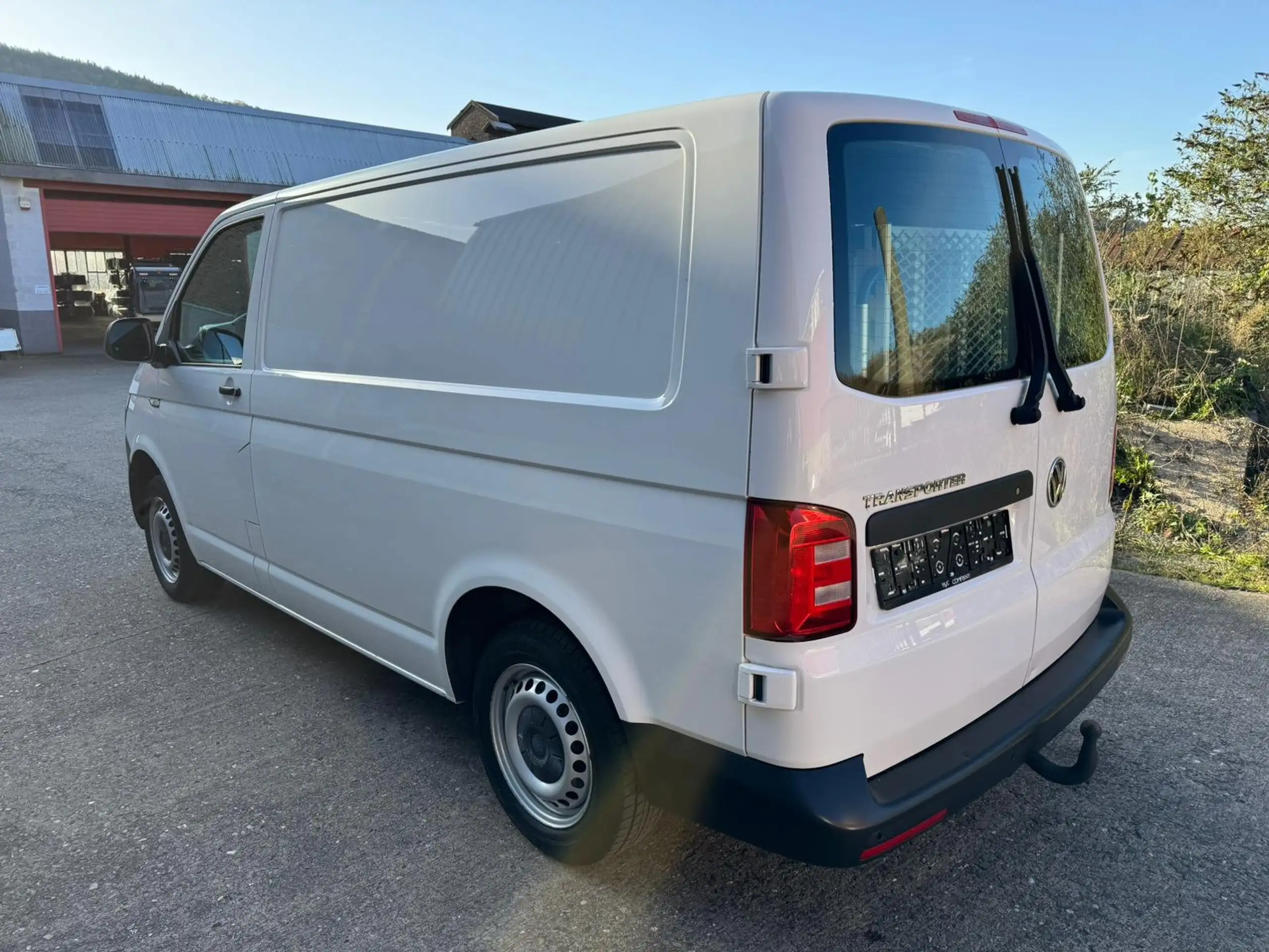 Volkswagen - T6 Transporter