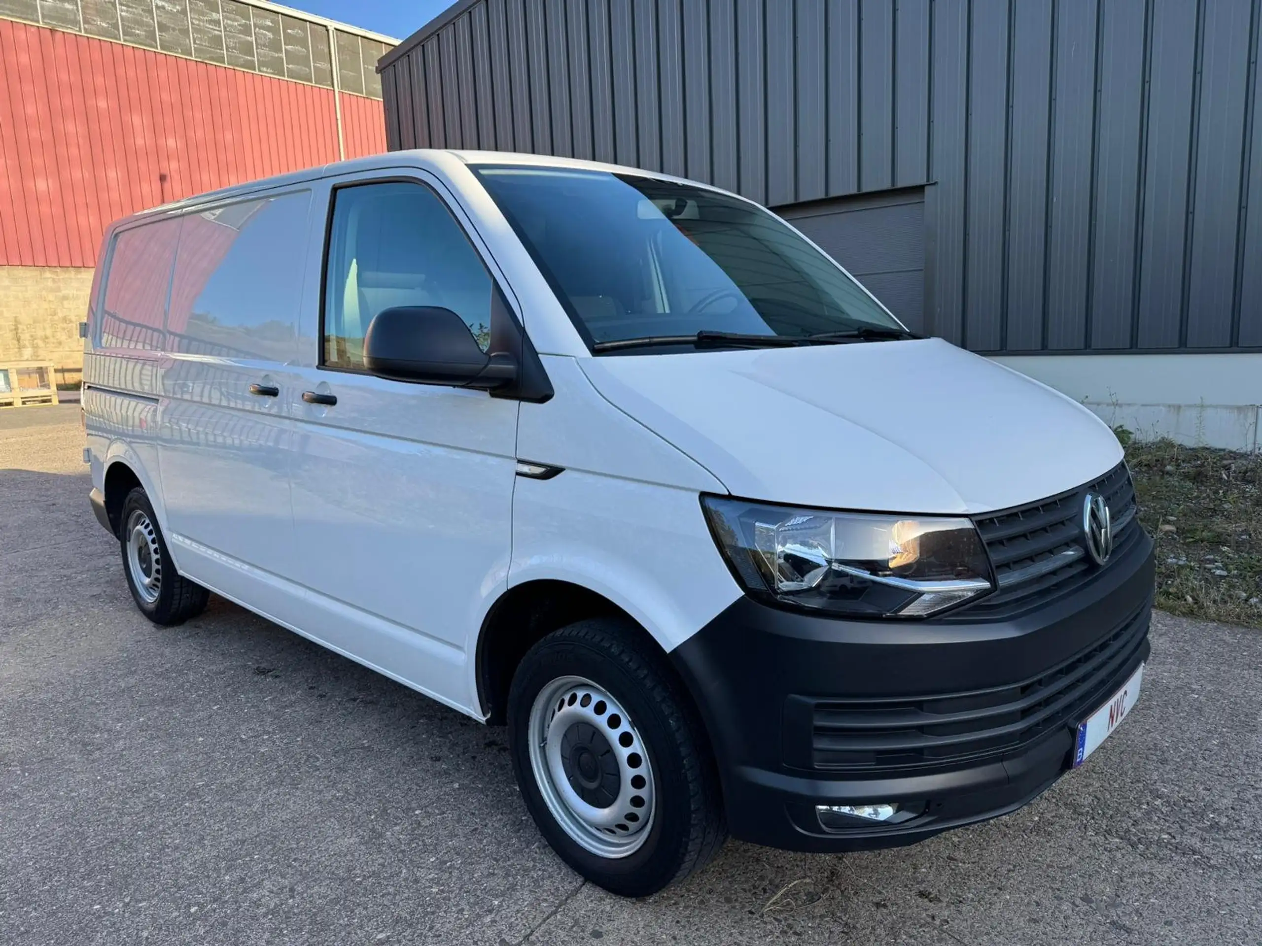 Volkswagen - T6 Transporter