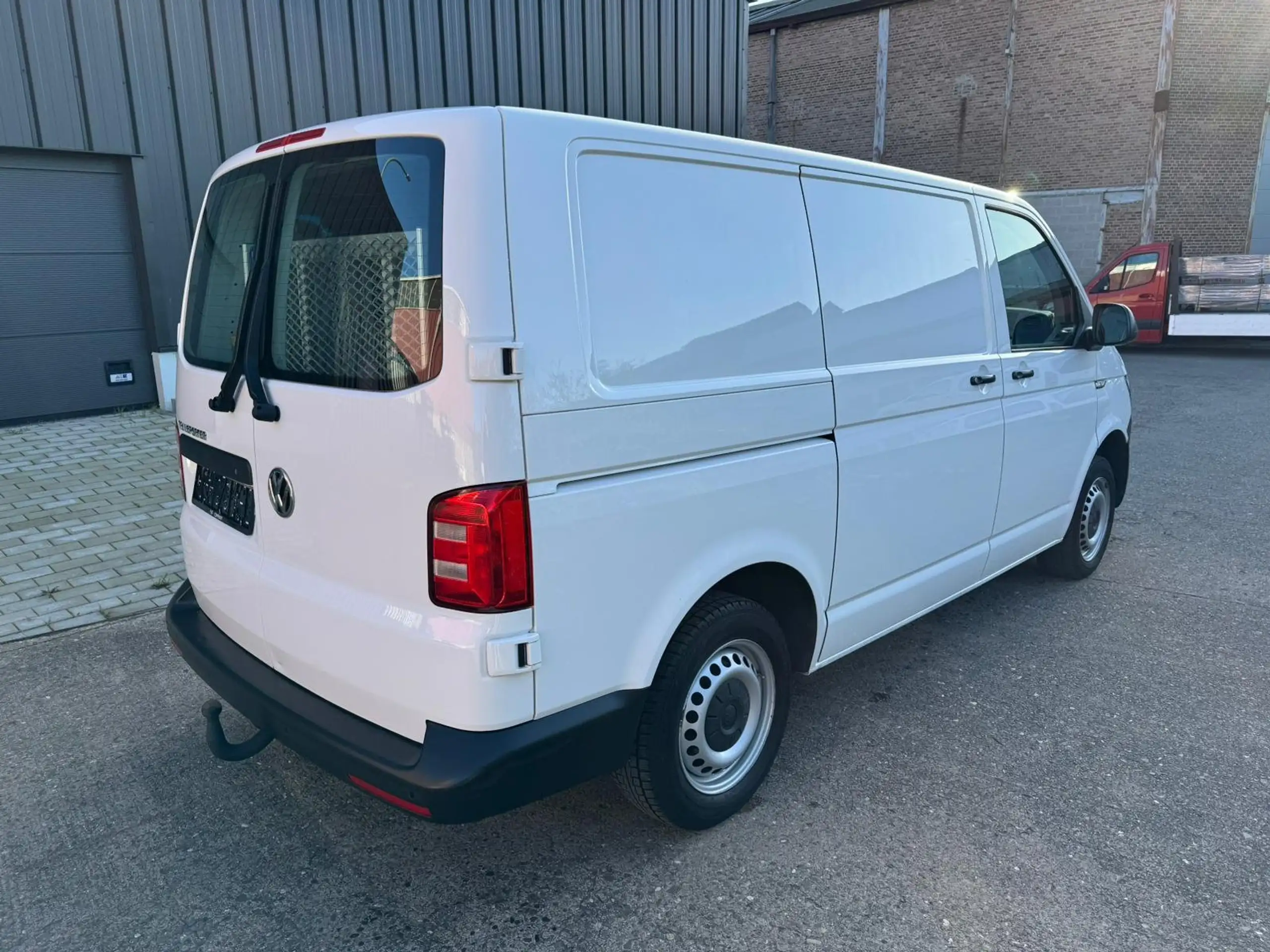 Volkswagen - T6 Transporter