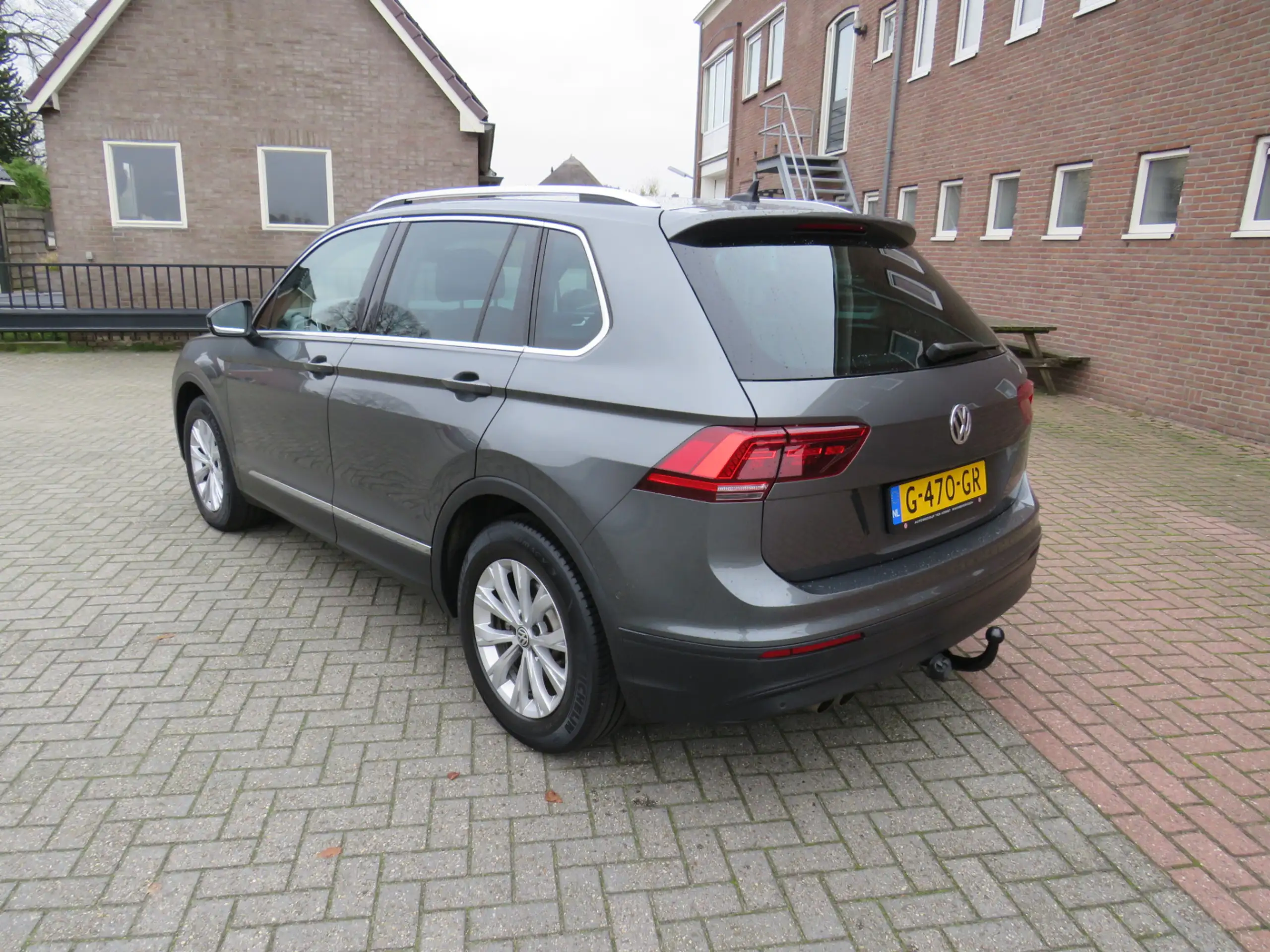 Volkswagen - Tiguan