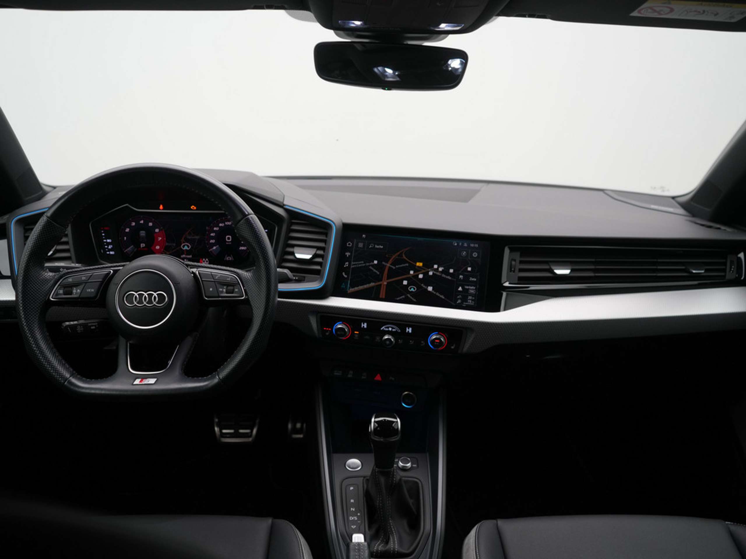 Audi - A1