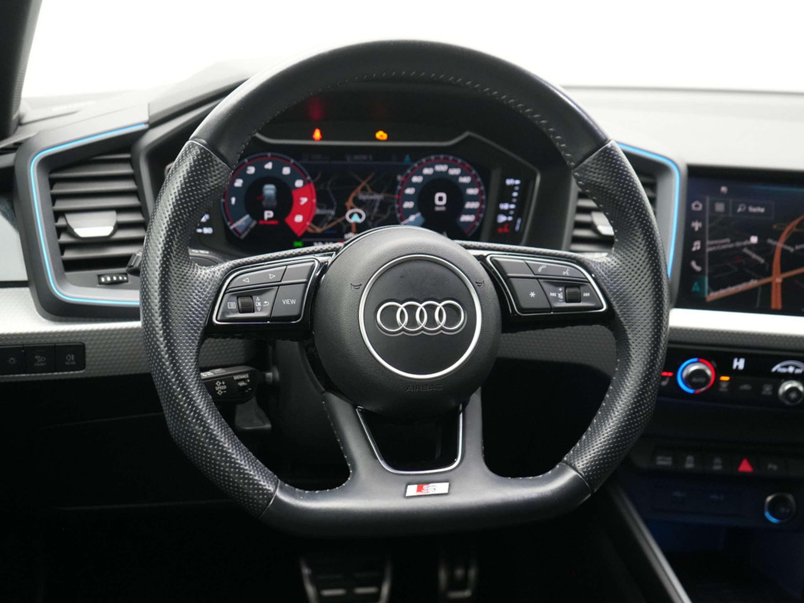 Audi - A1