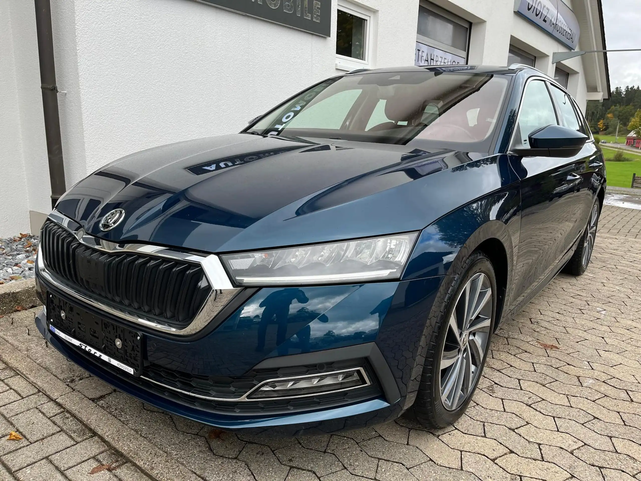 Skoda - Octavia