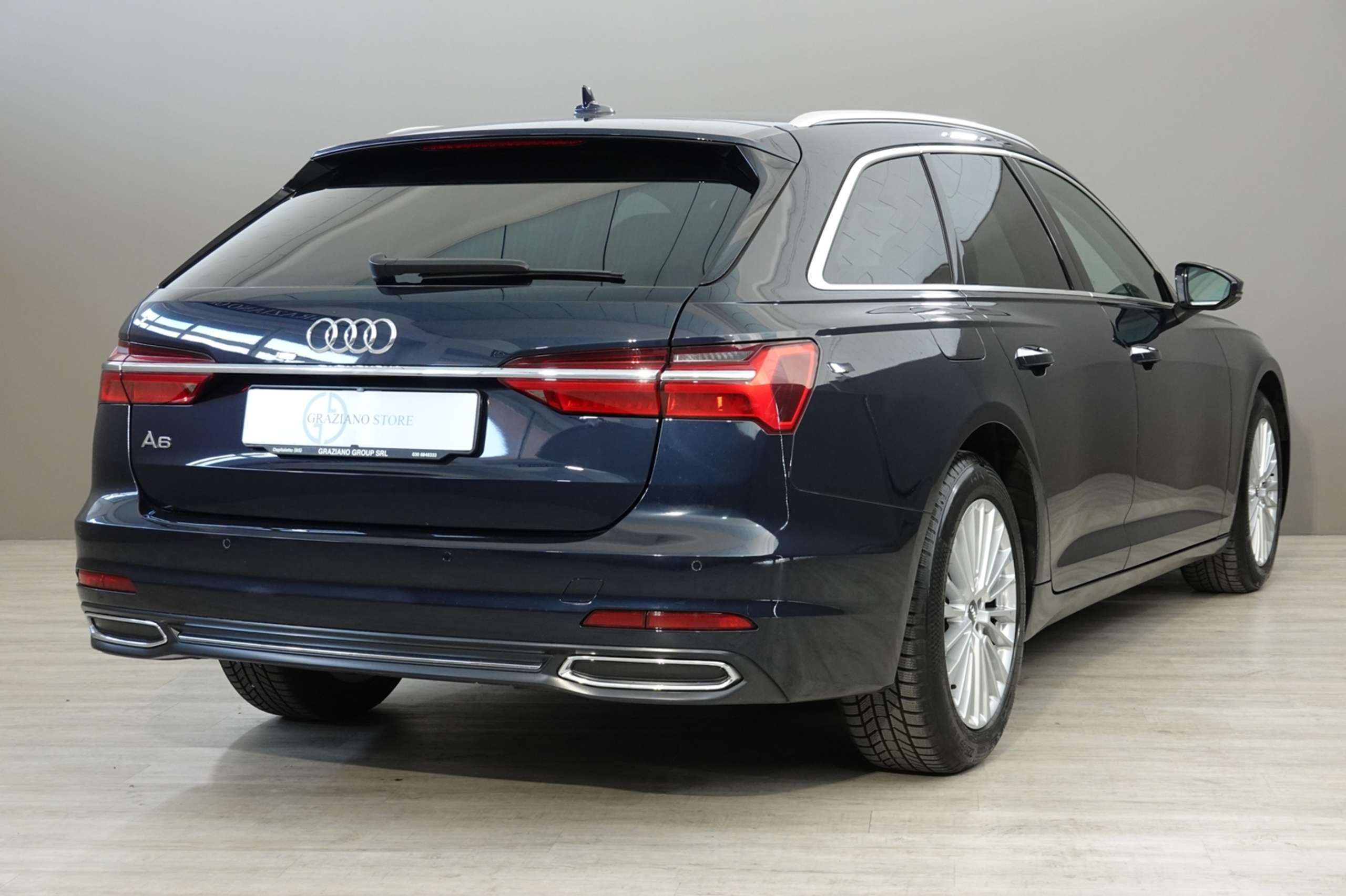 Audi - A6