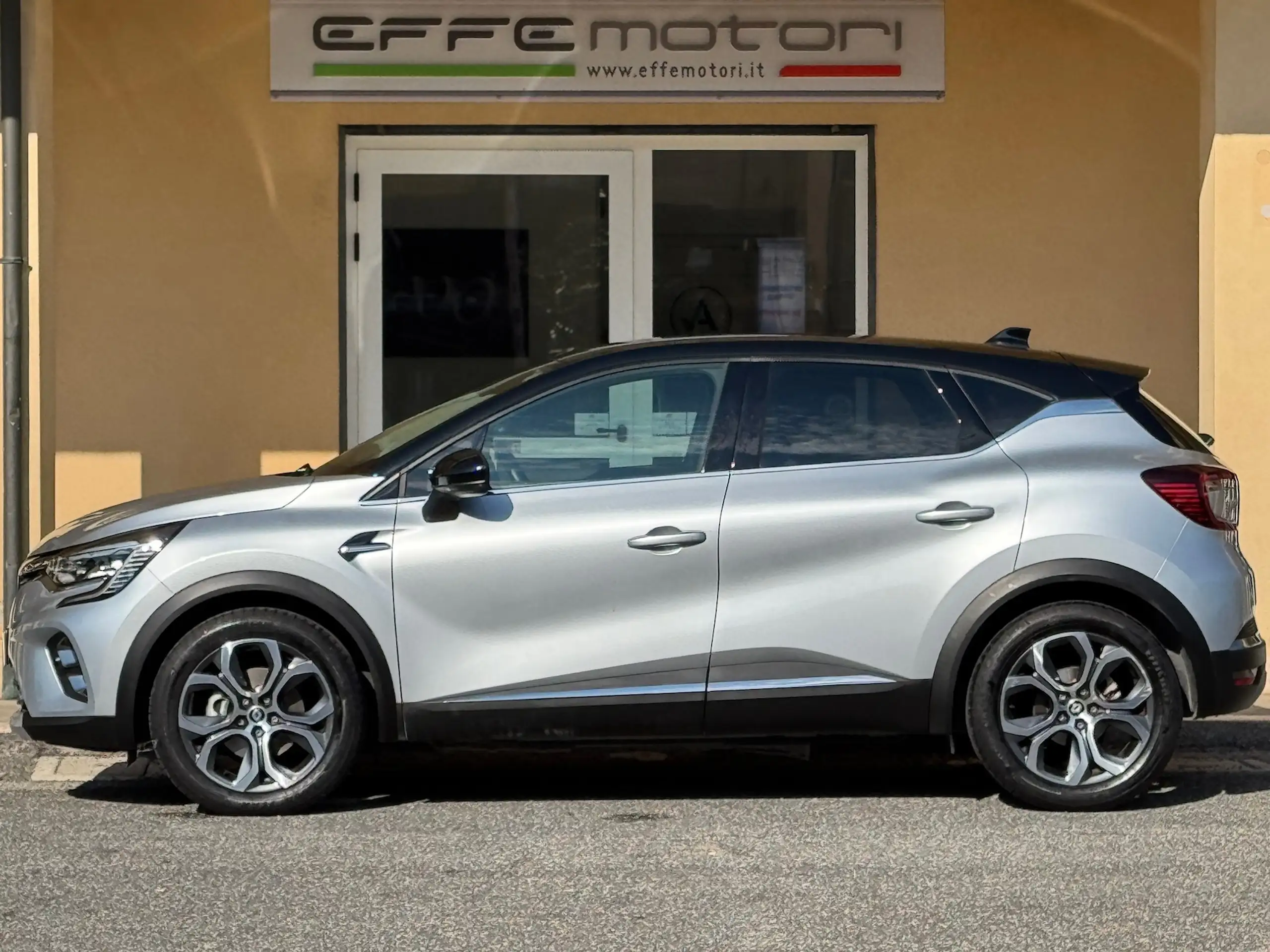 Renault - Captur