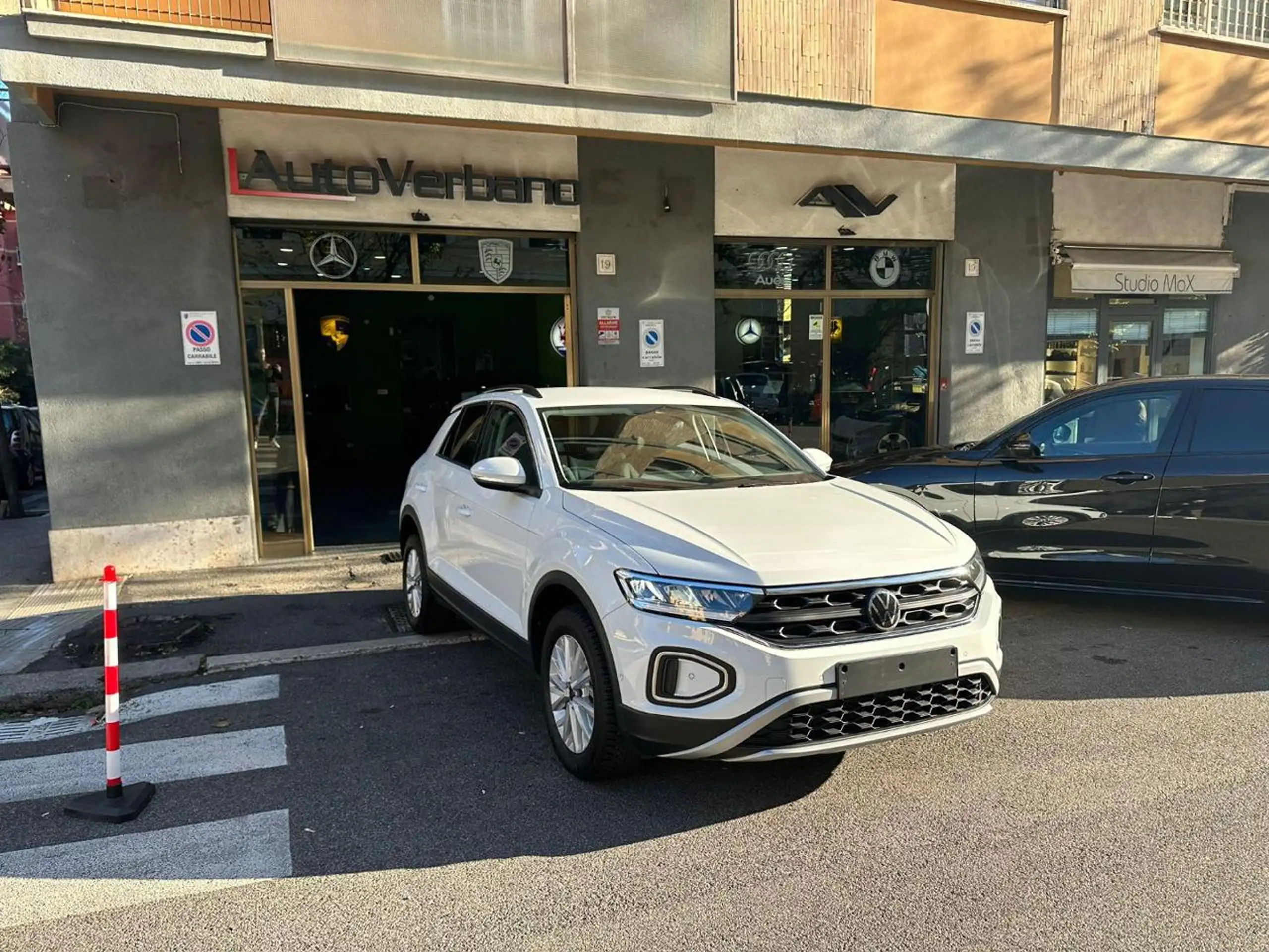 Volkswagen - T-Roc