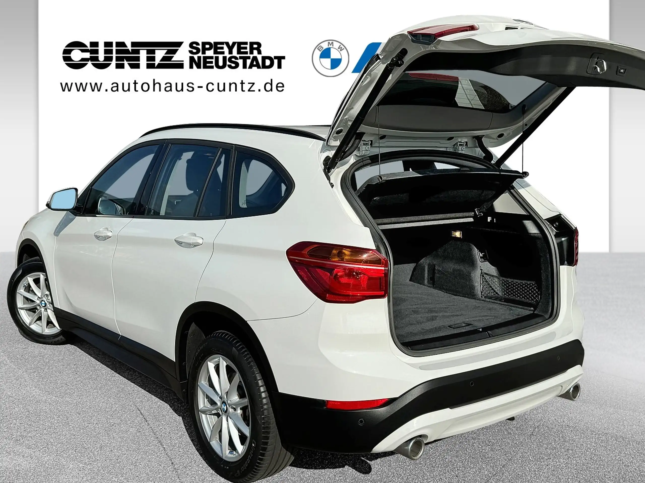 BMW - X1