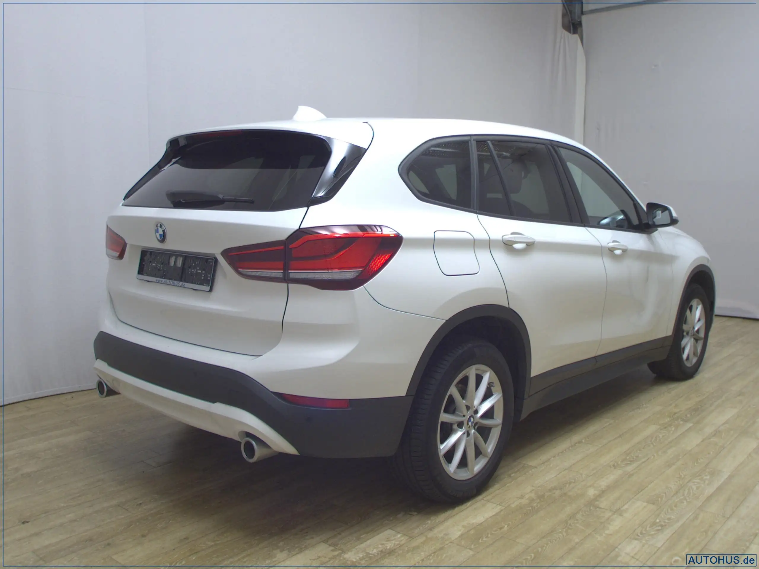 BMW - X1