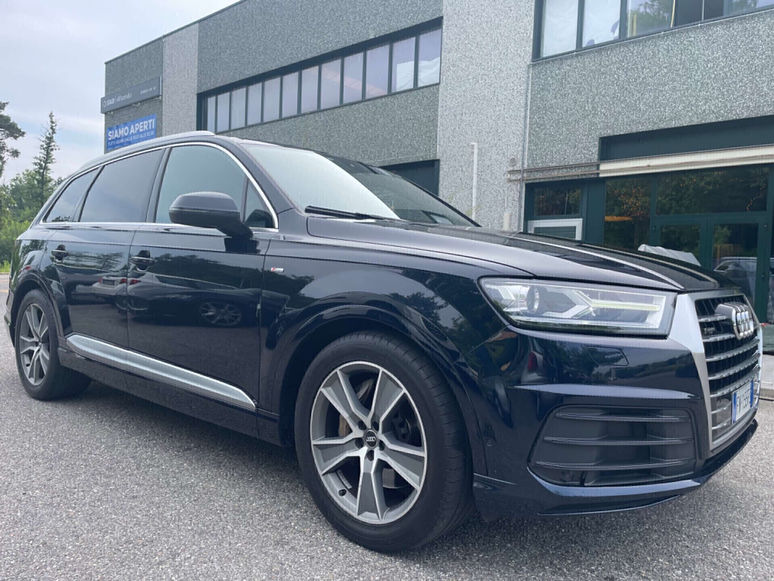 Audi - Q7