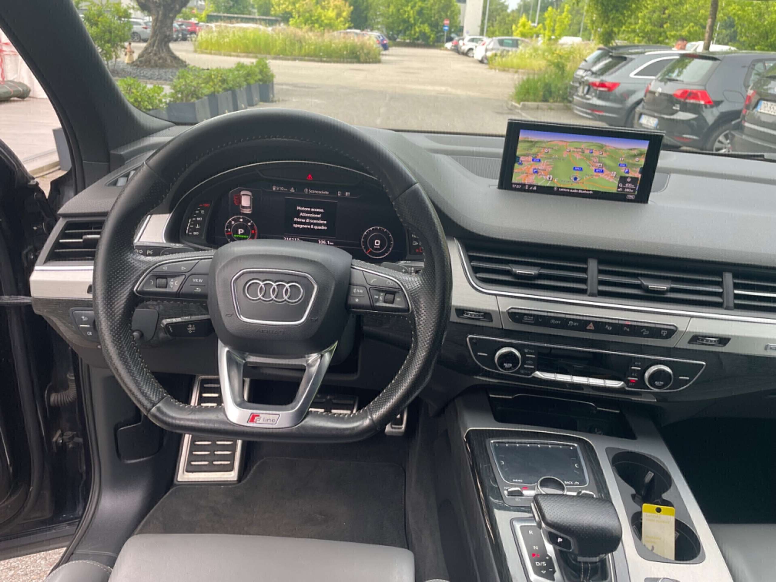 Audi - Q7