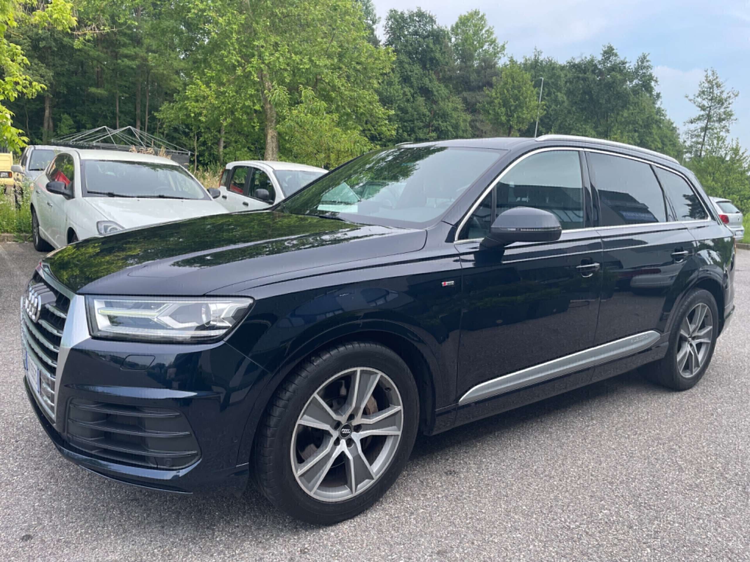 Audi - Q7