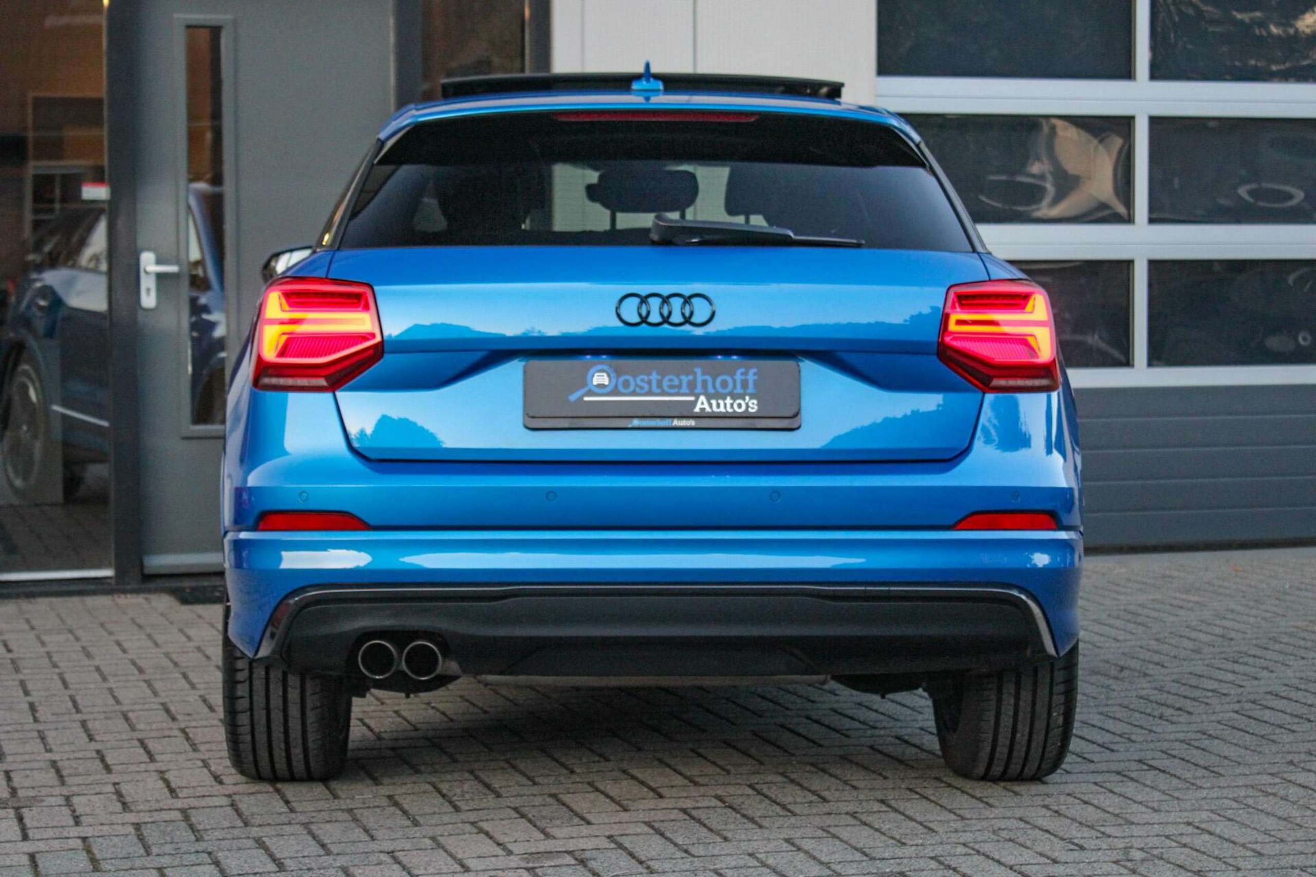 Audi - Q2