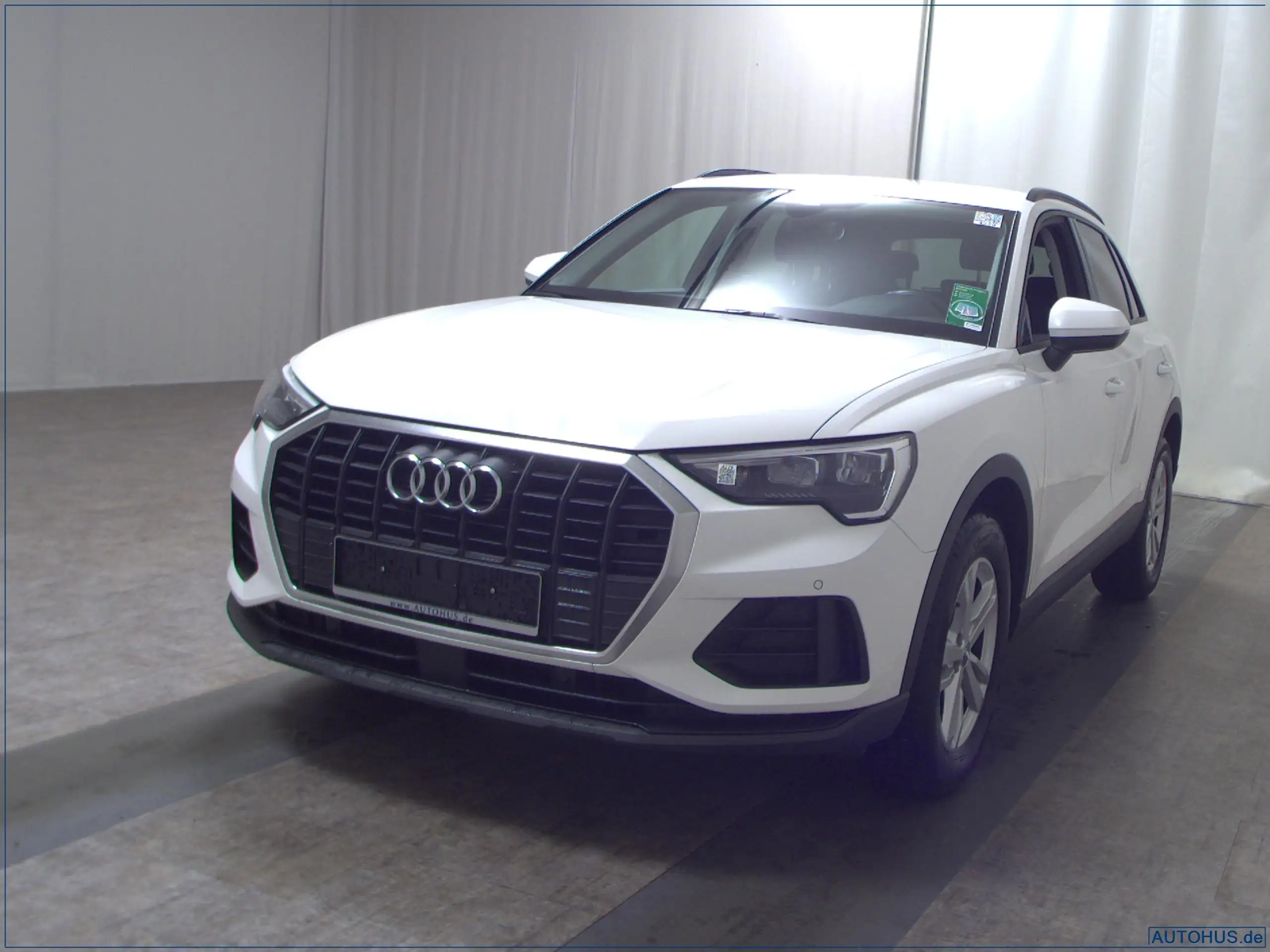 Audi - Q3