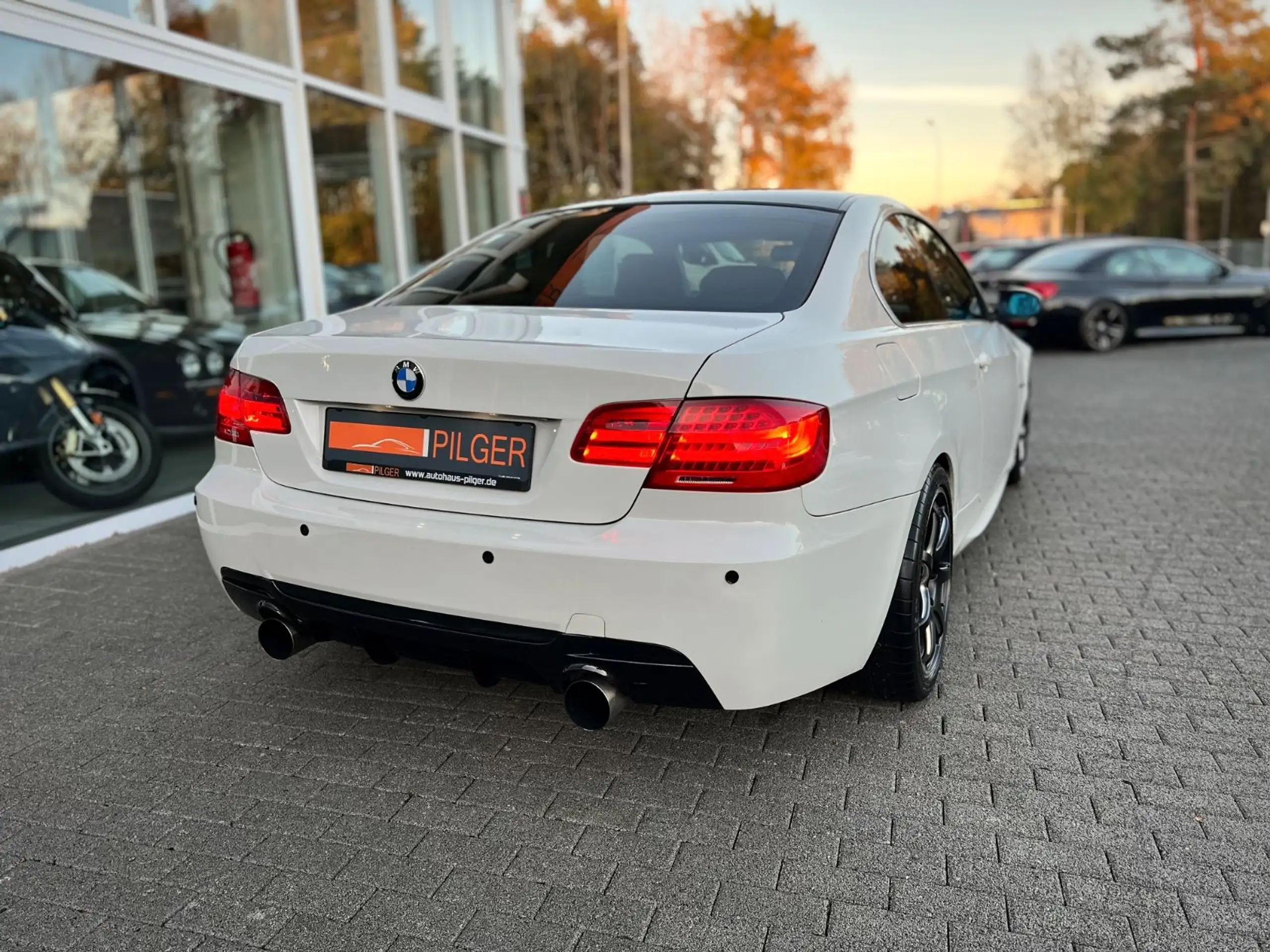 BMW - 335