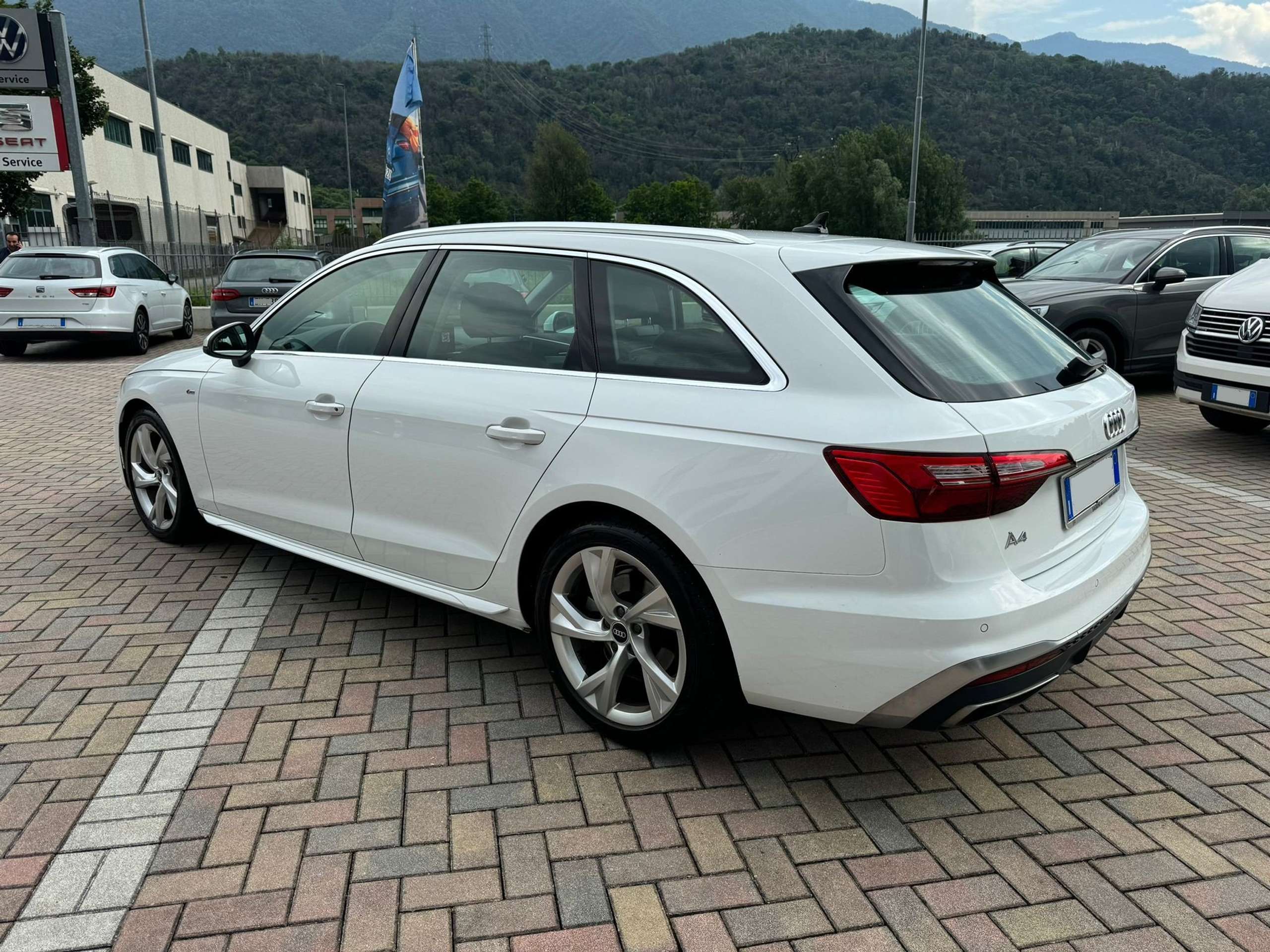 Audi - A4