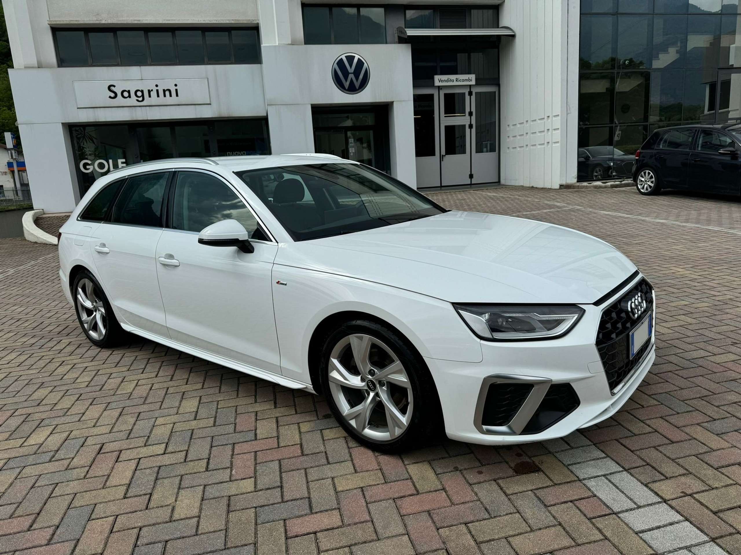 Audi - A4