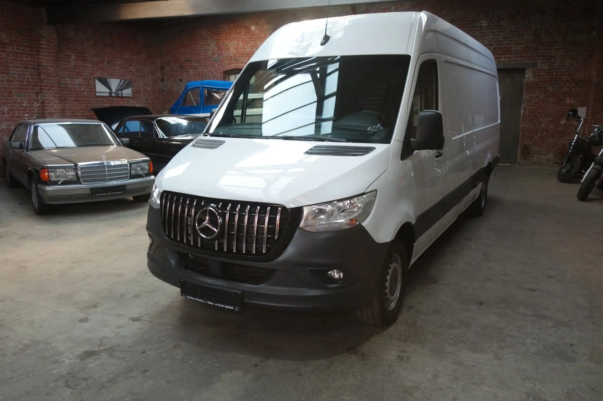 Mercedes-Benz - Sprinter