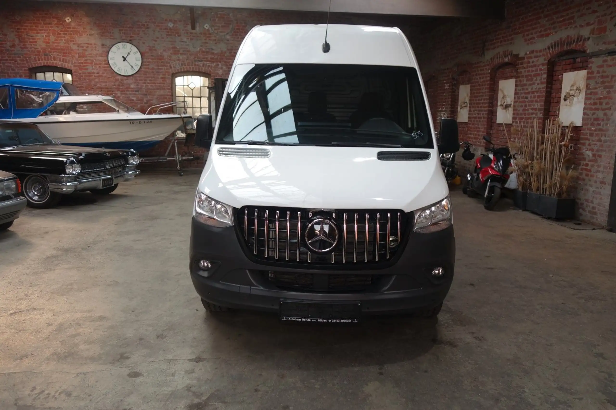 Mercedes-Benz - Sprinter