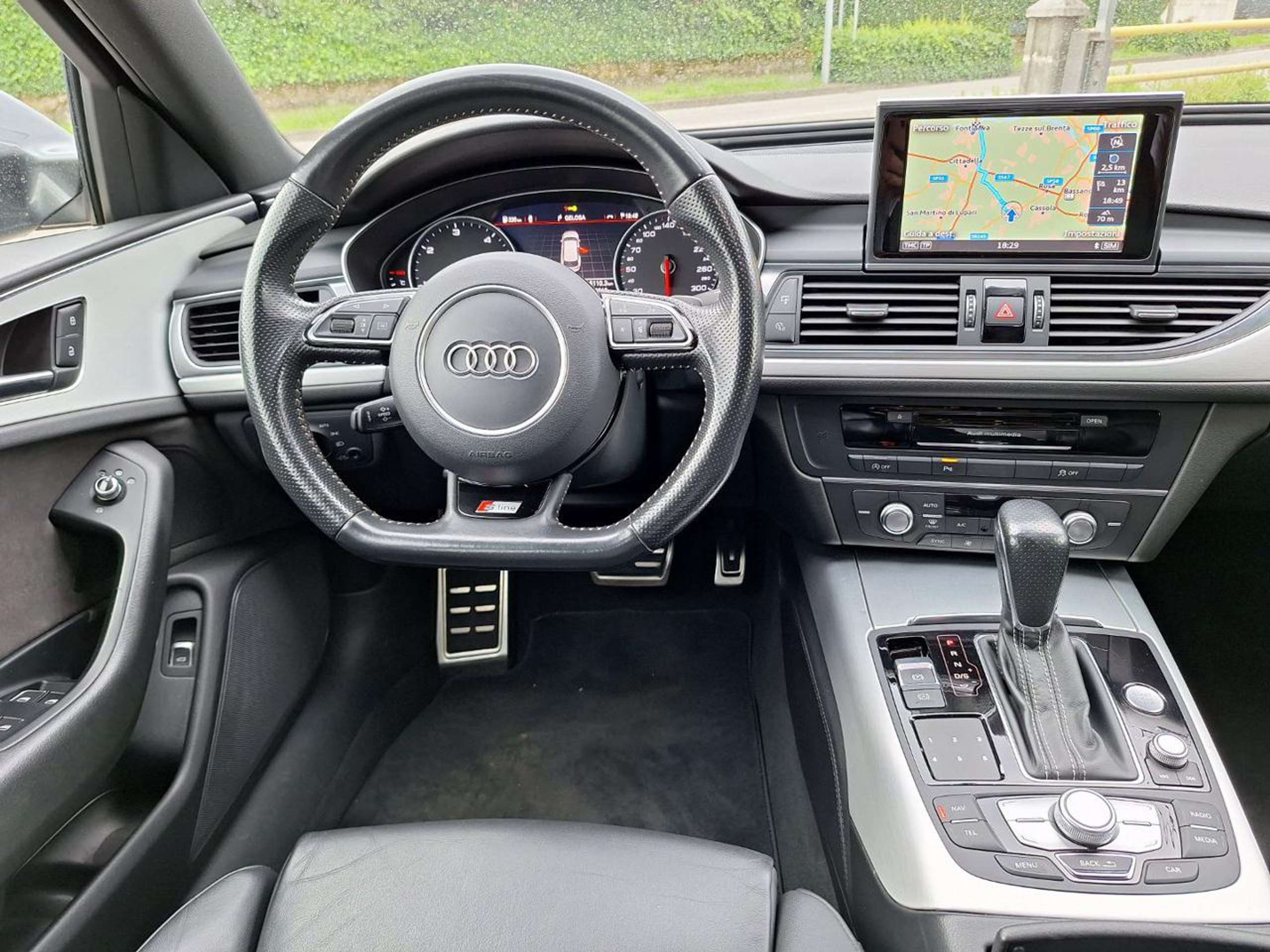 Audi - A6