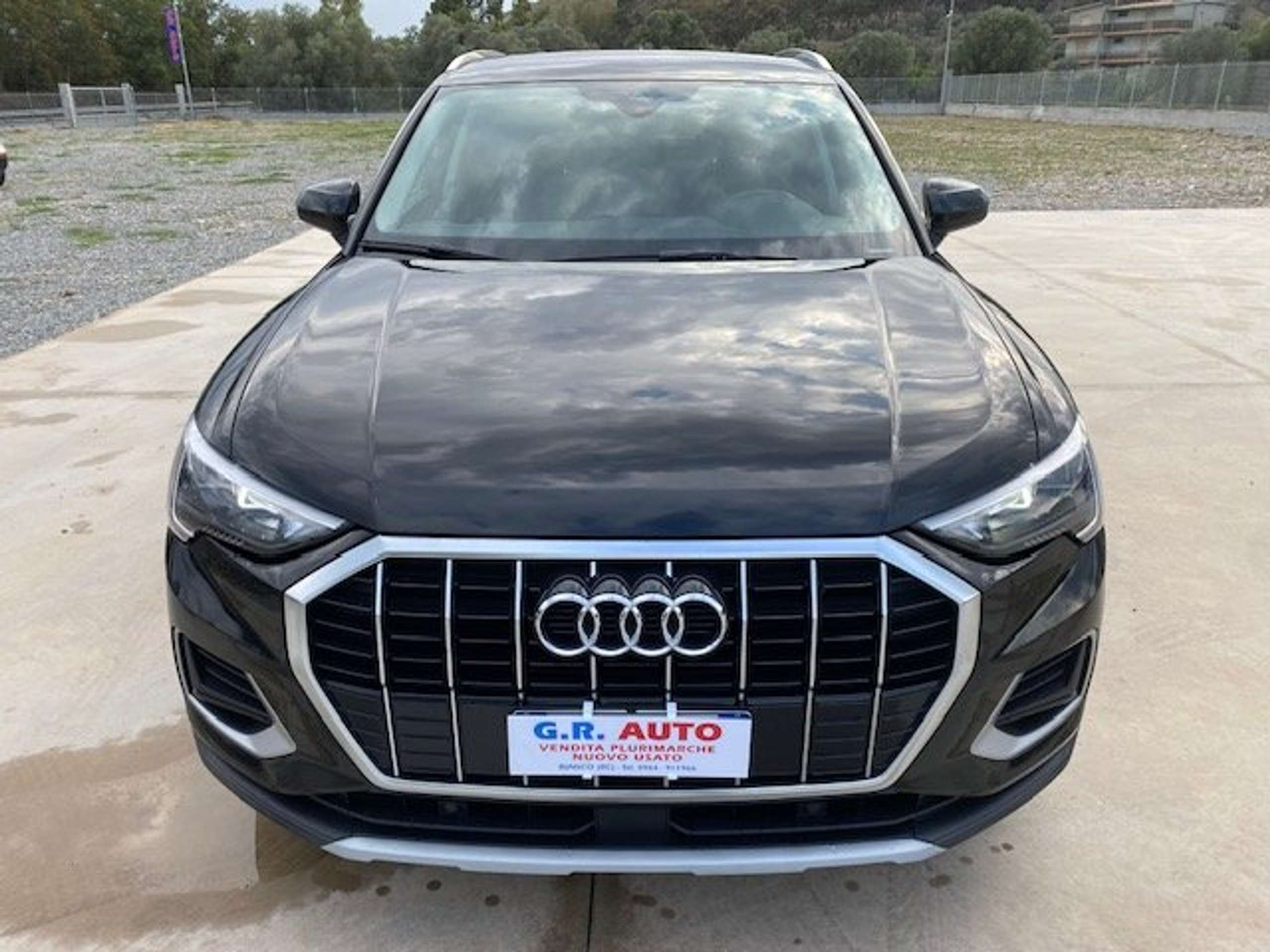 Audi - Q3