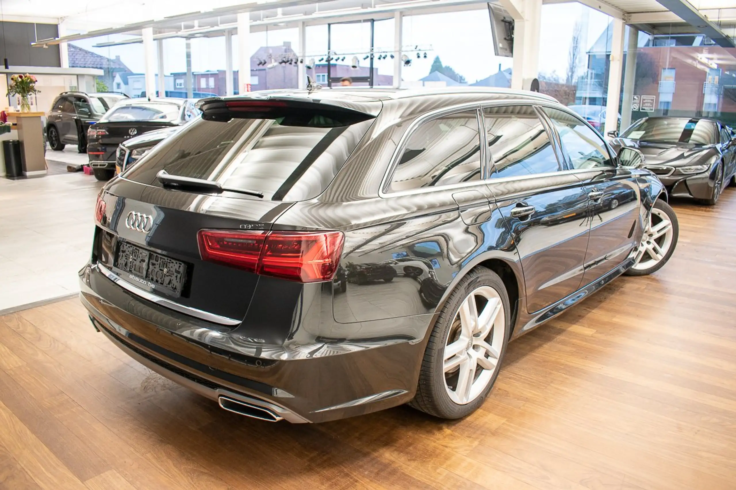 Audi - A6