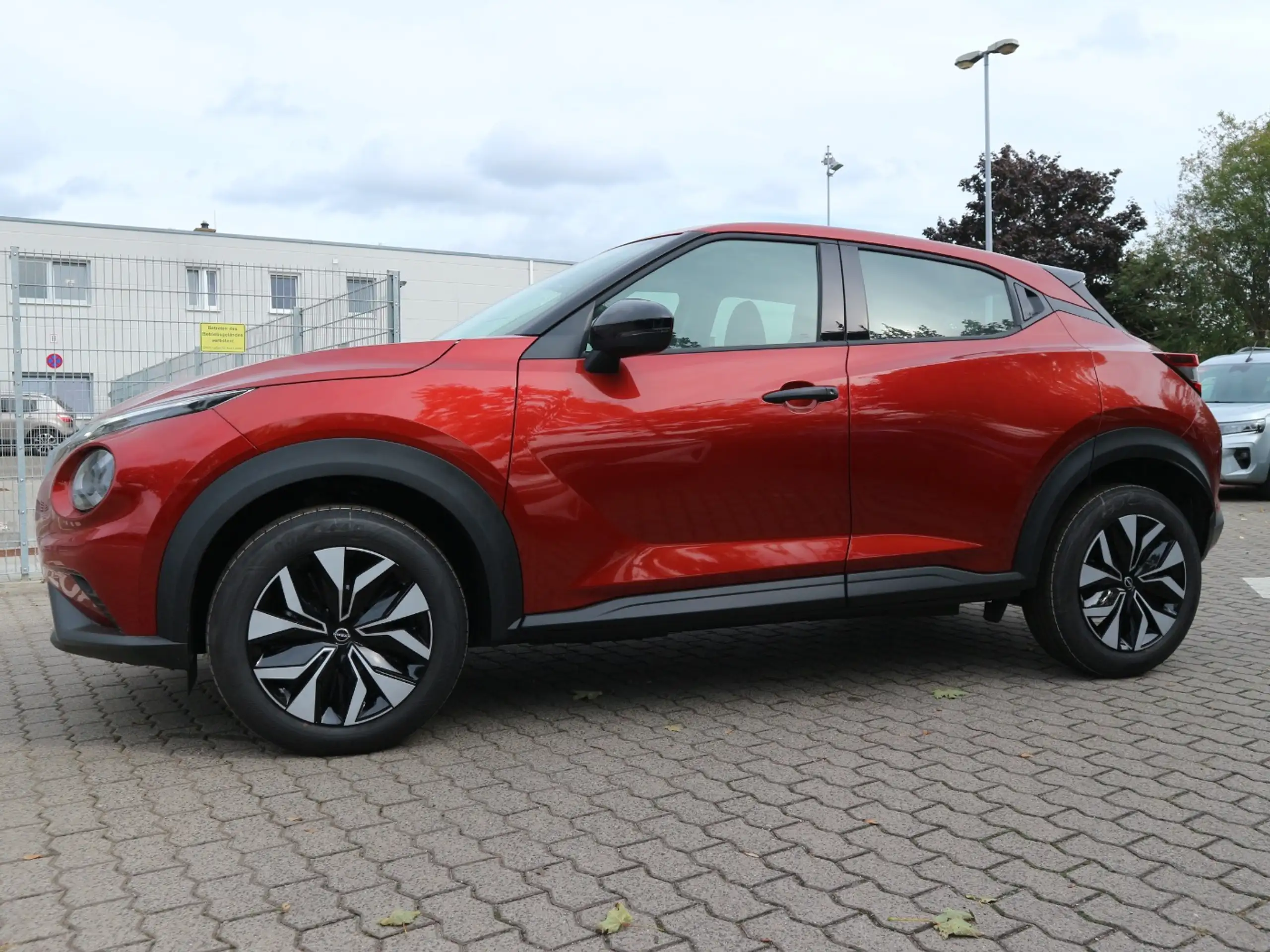 Nissan - Juke