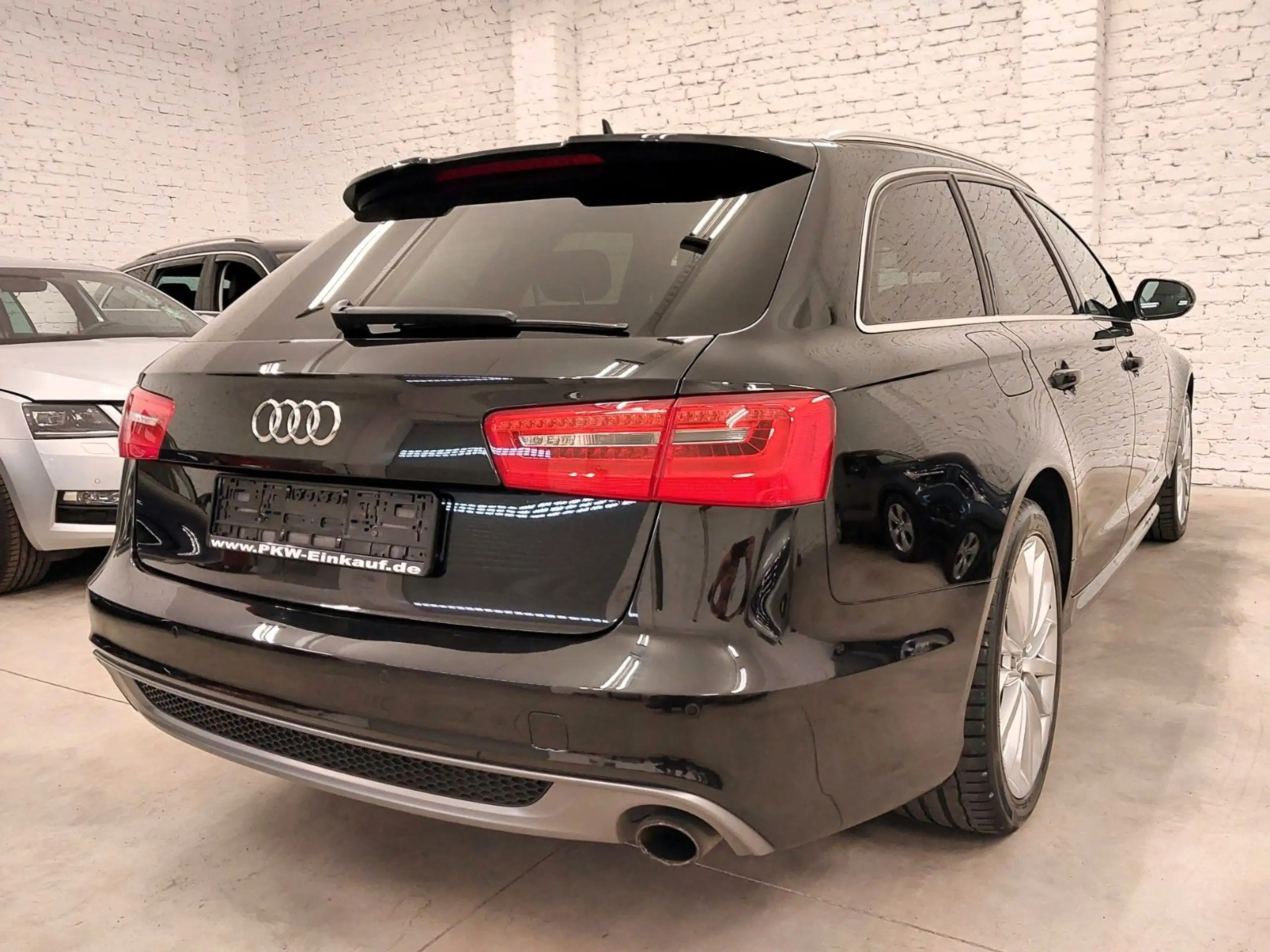 Audi - A6