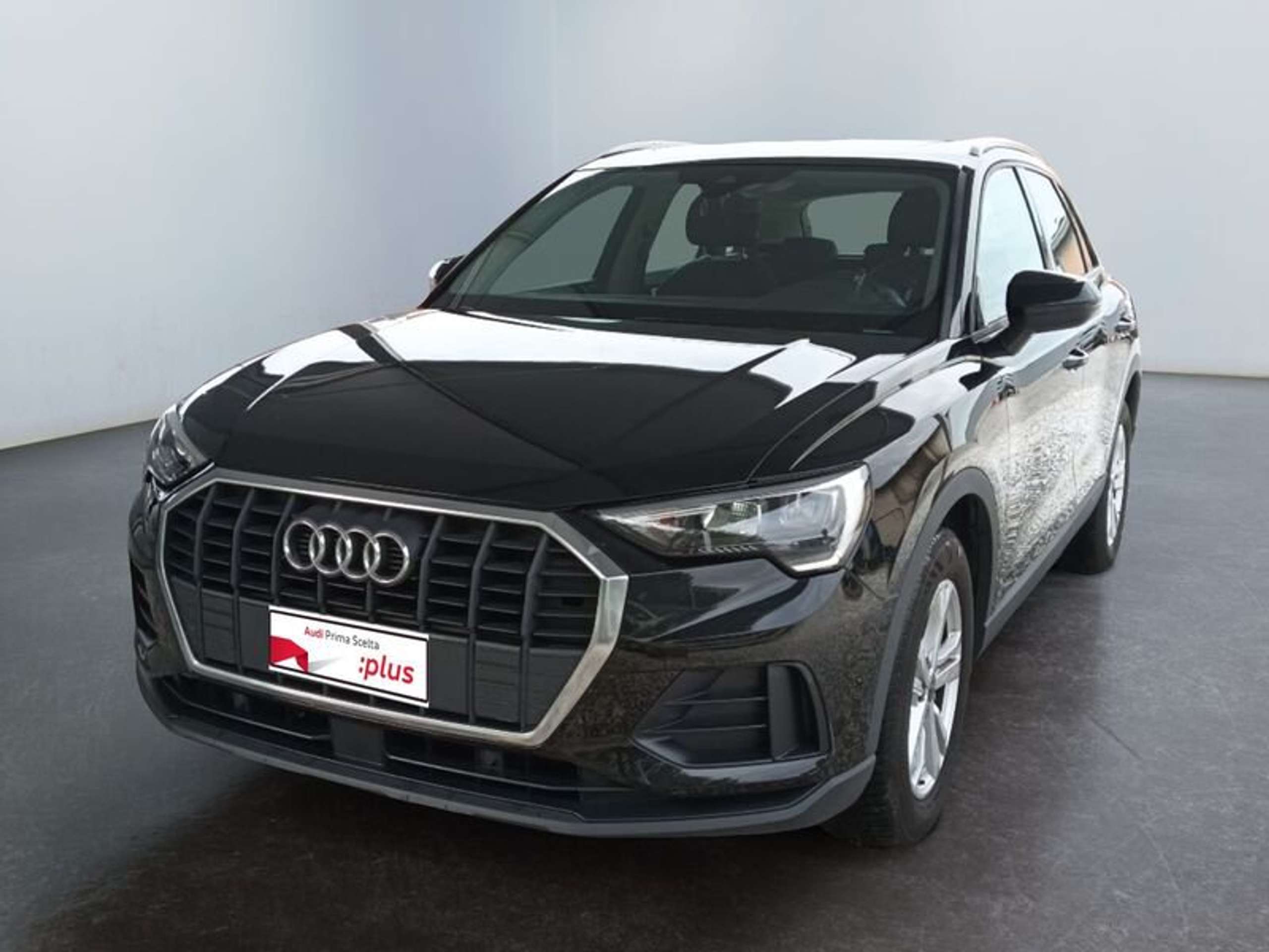 Audi - Q3