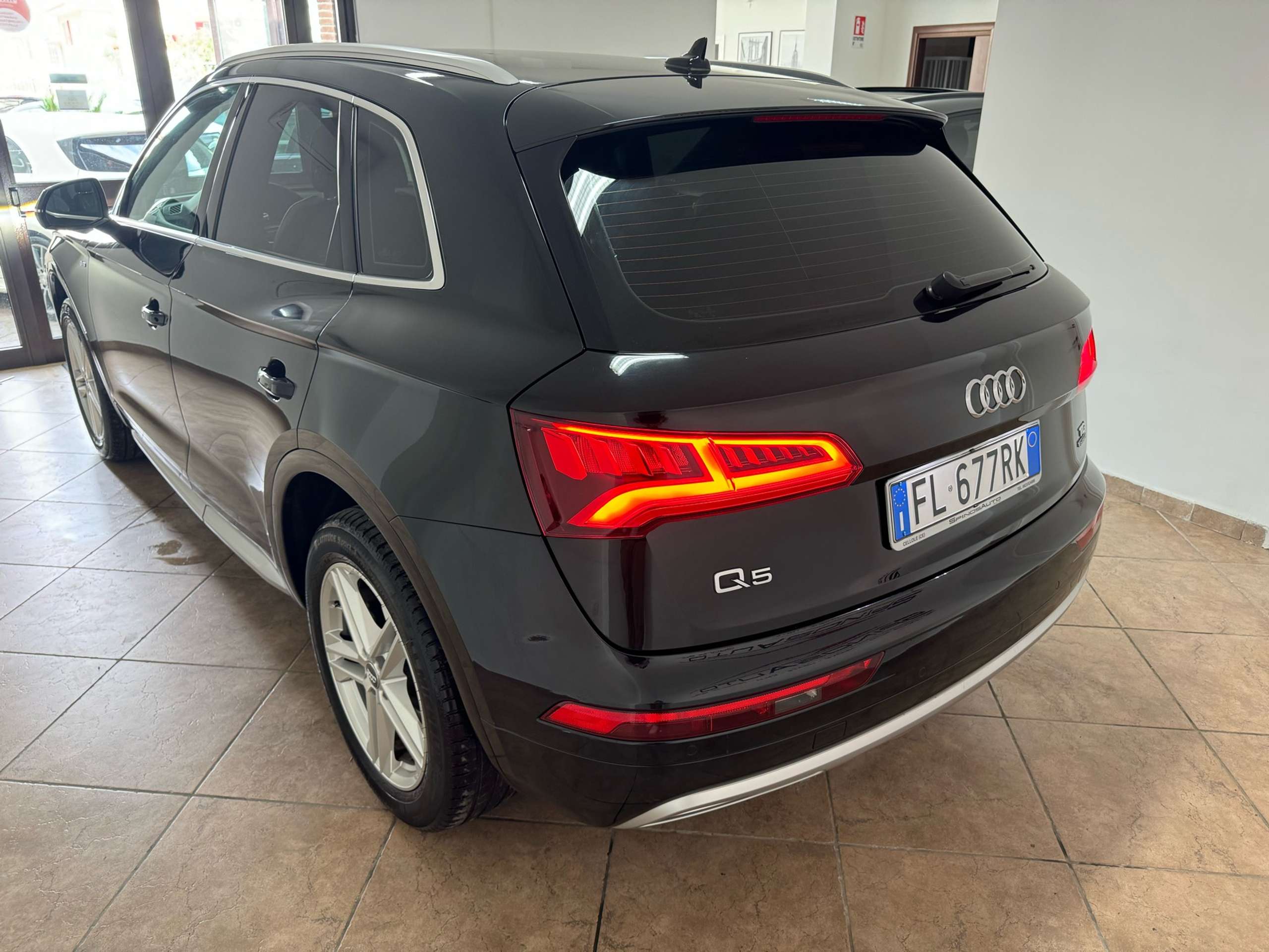 Audi - Q5