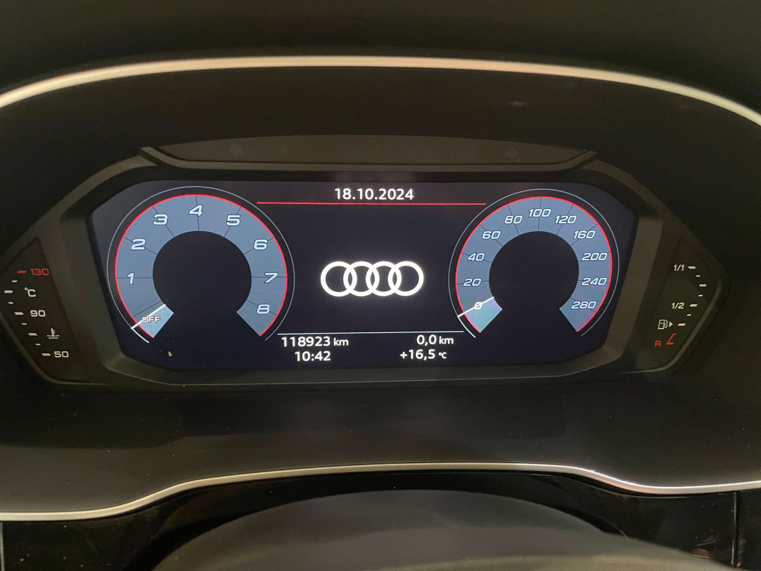 Audi - Q3