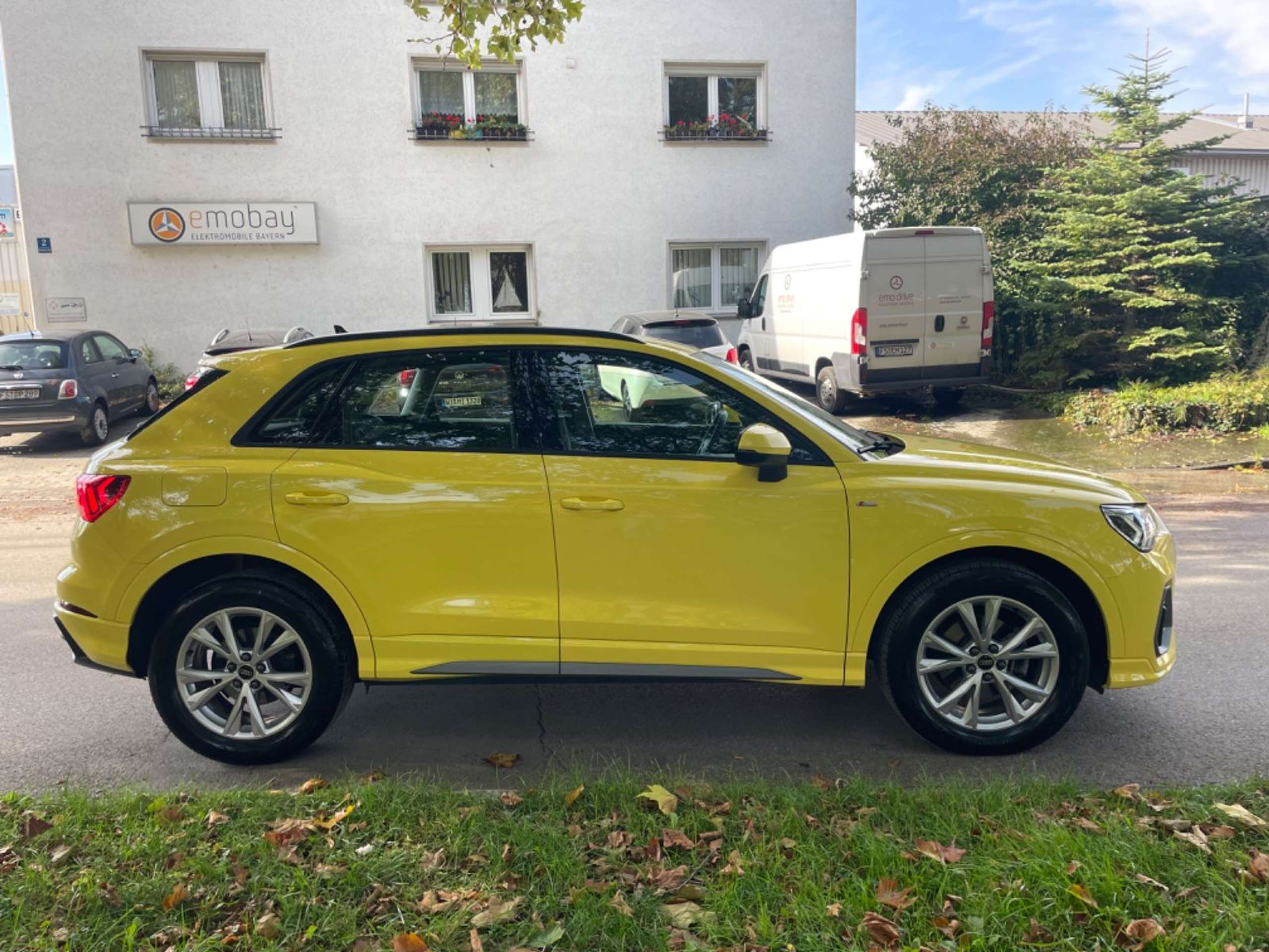 Audi - Q3