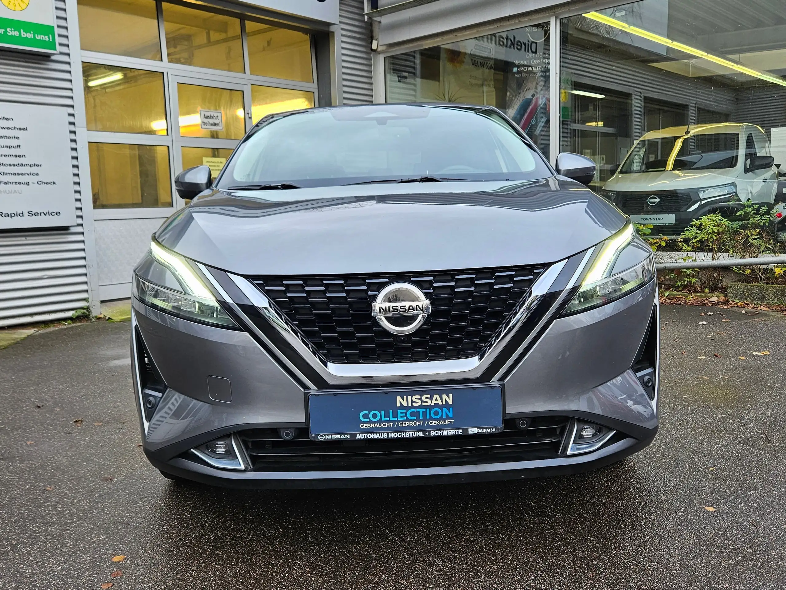 Nissan - Qashqai