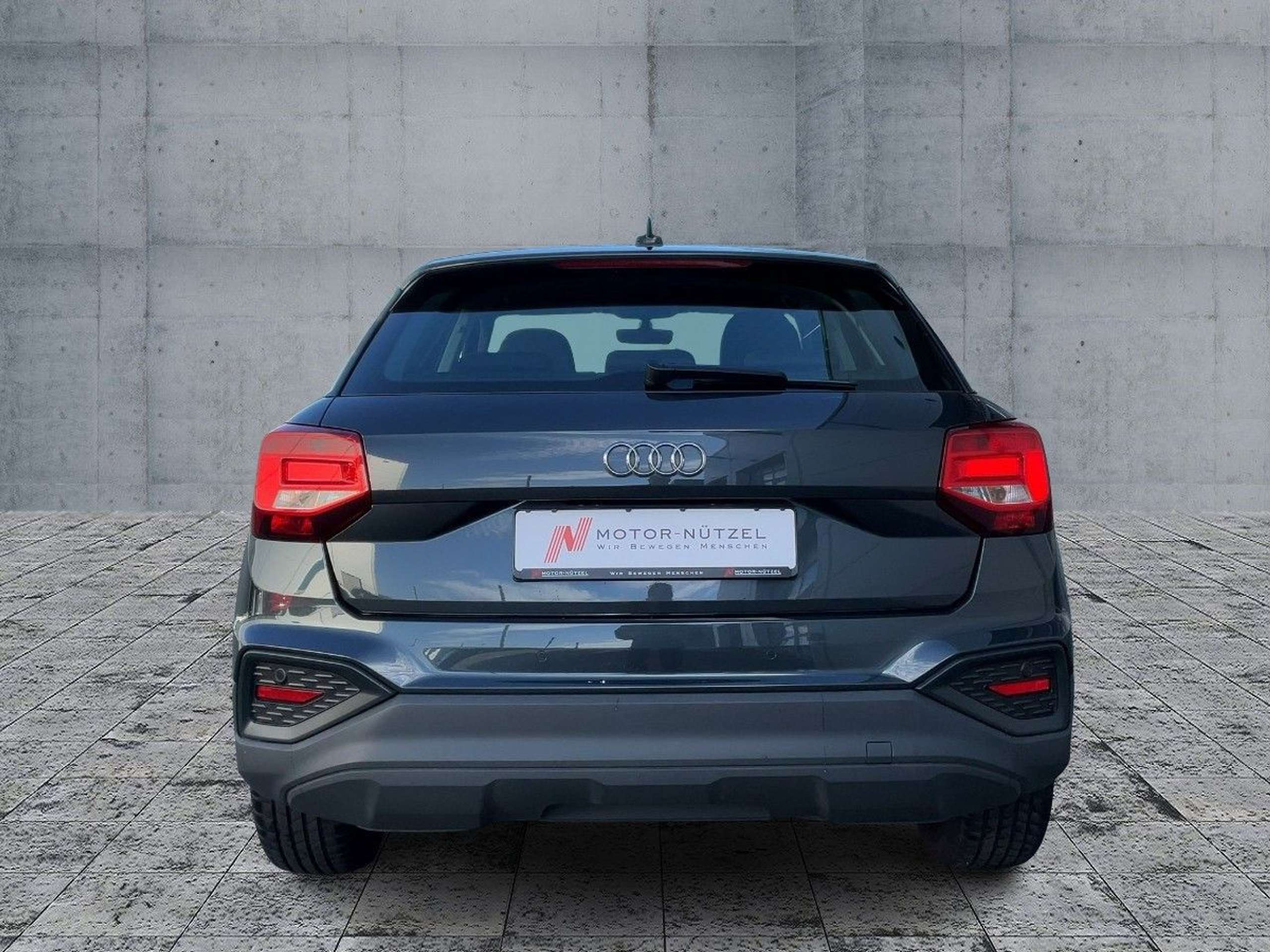 Audi - Q2