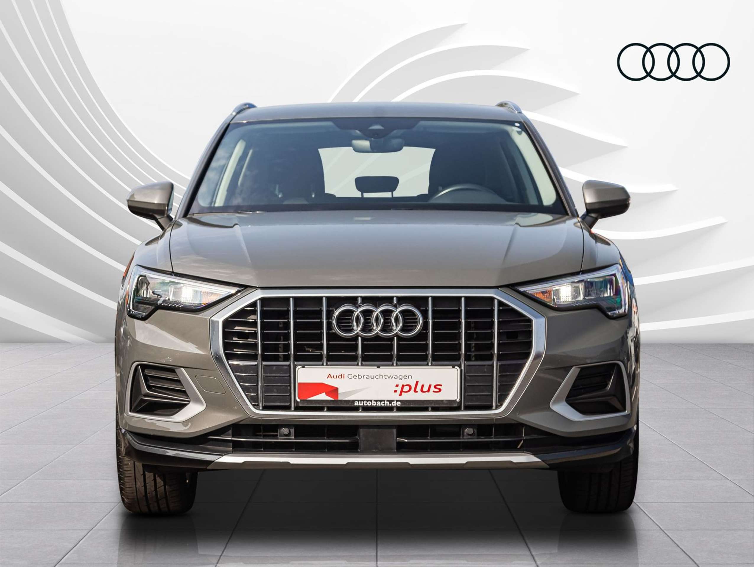 Audi - Q3