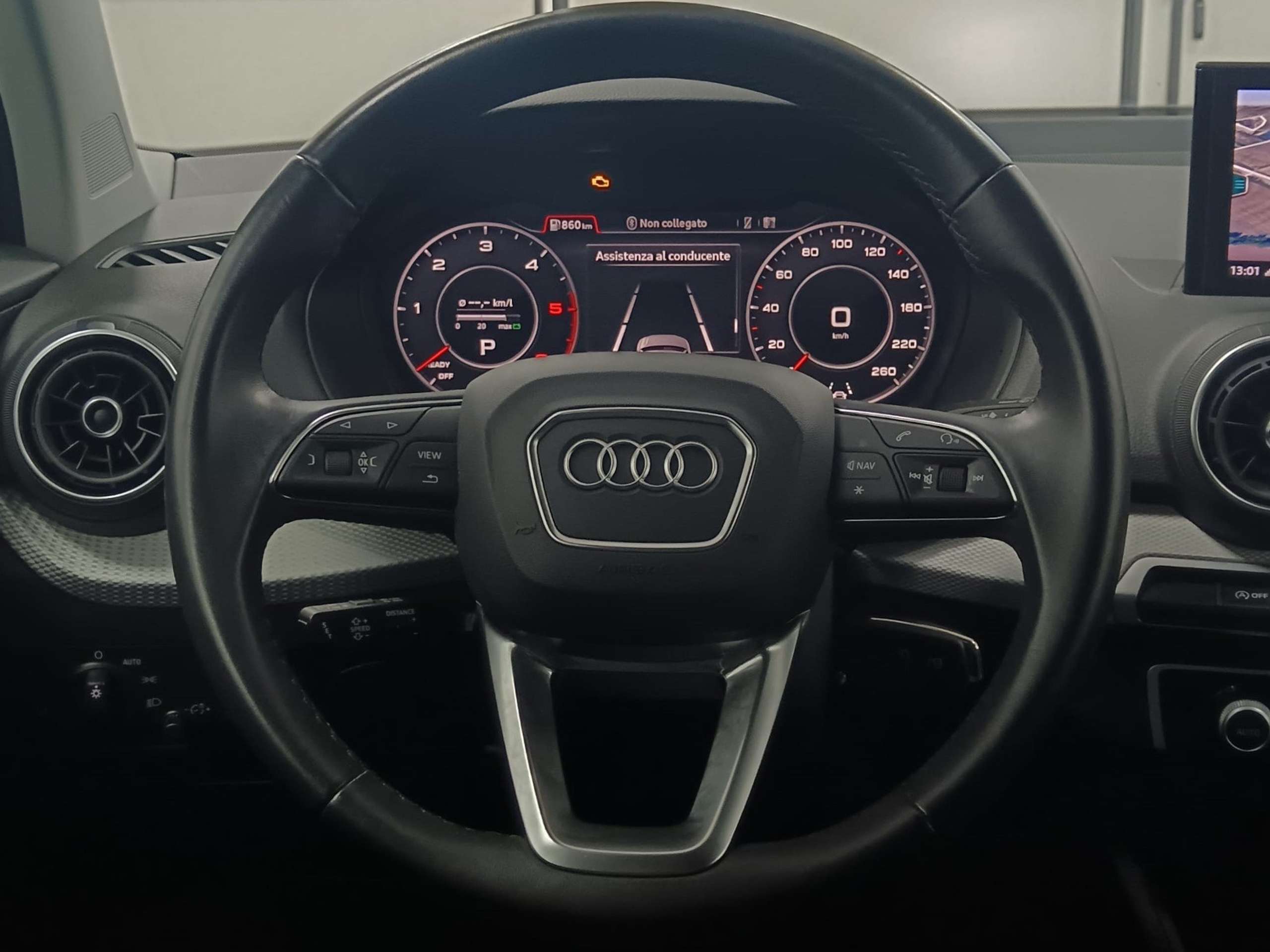 Audi - Q2