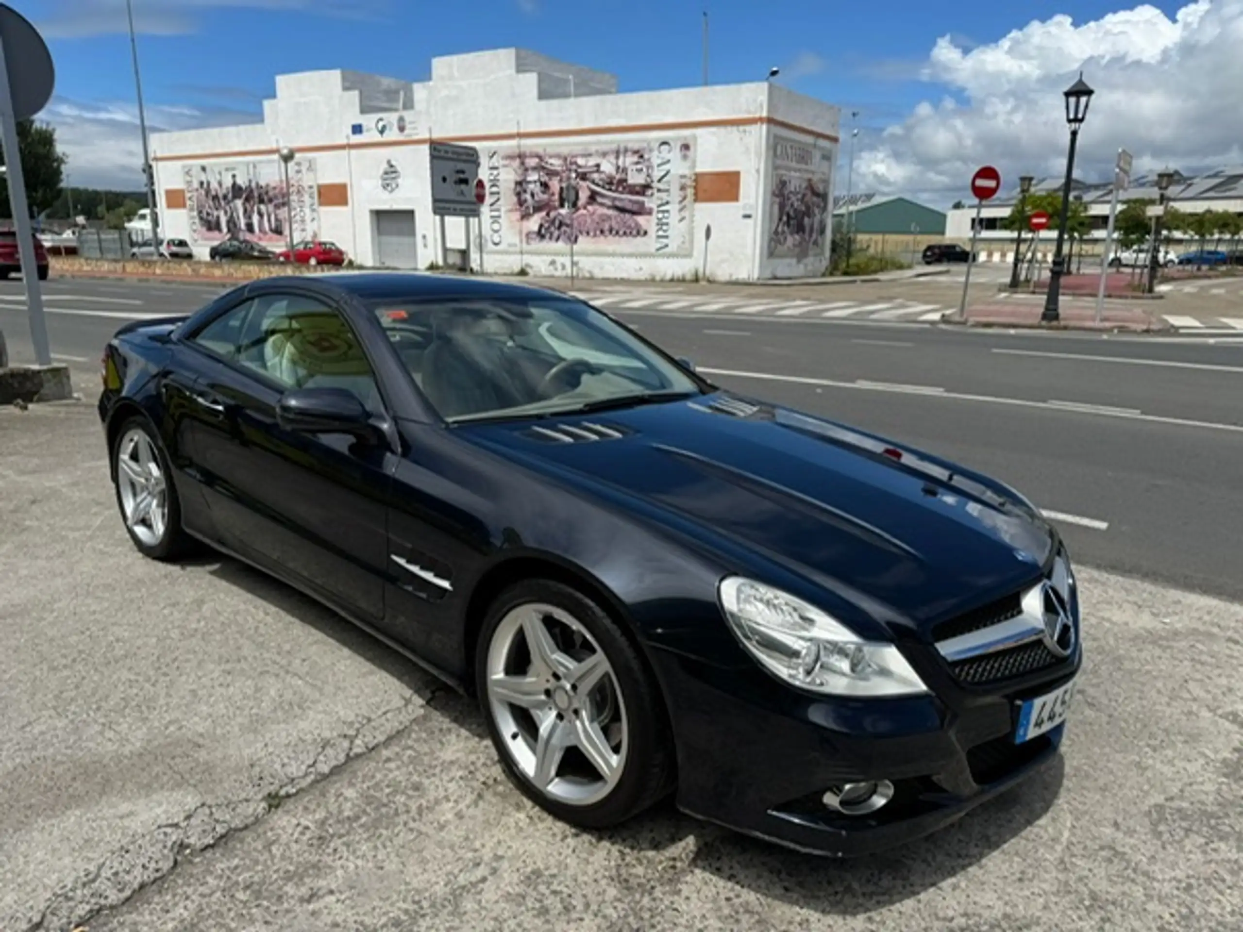 Mercedes-Benz - SL 350