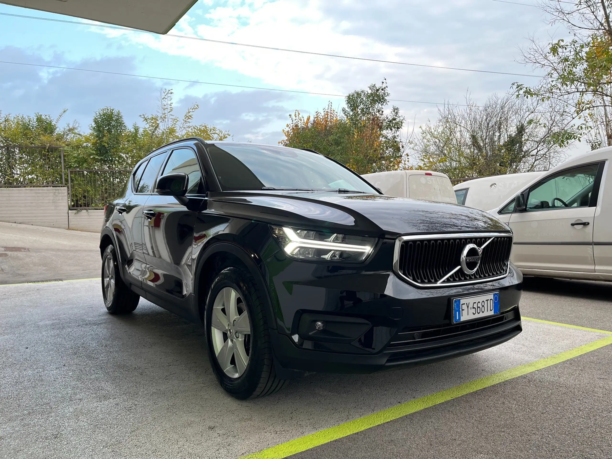 Volvo - XC40