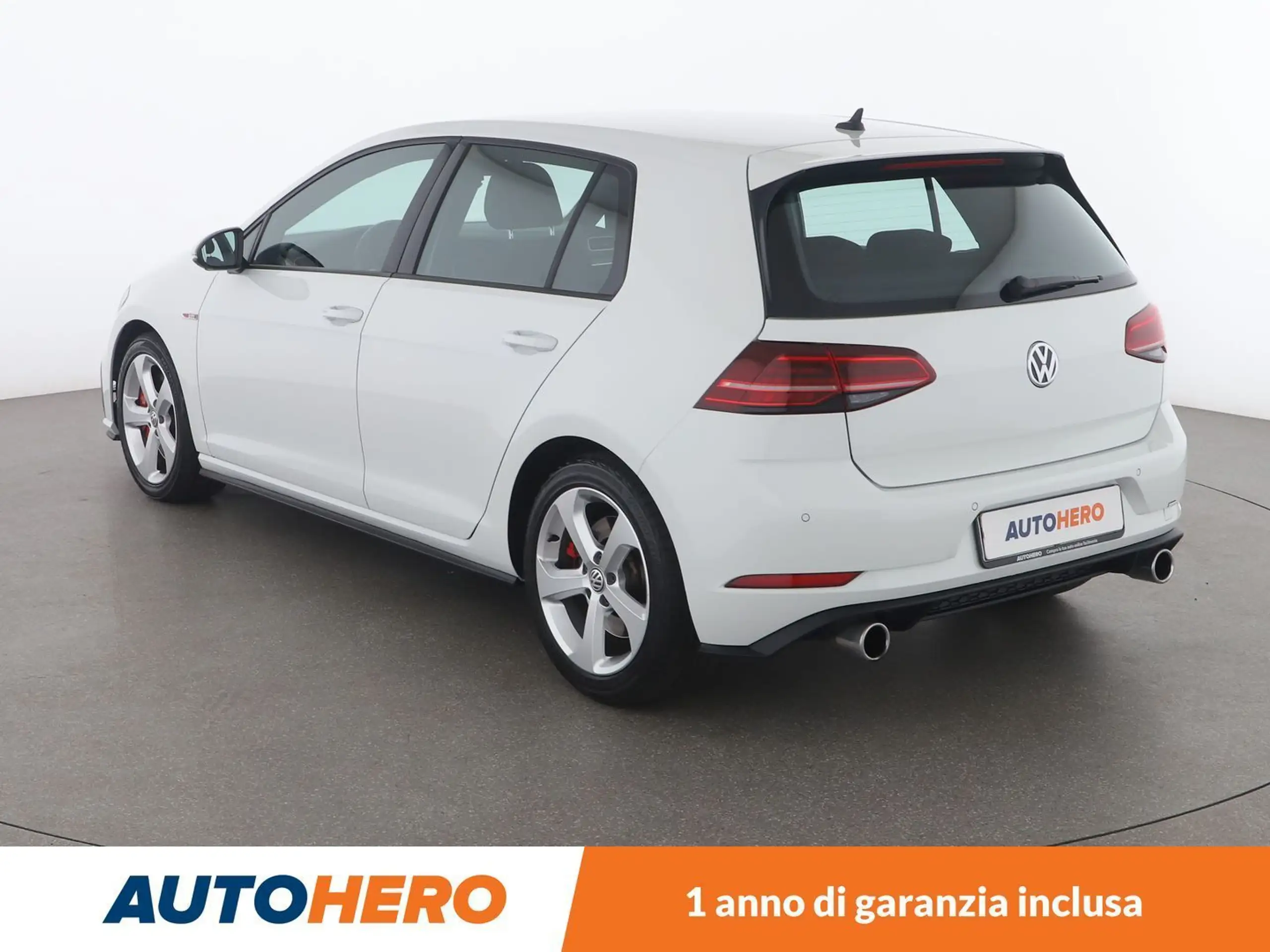 Volkswagen - Golf GTI