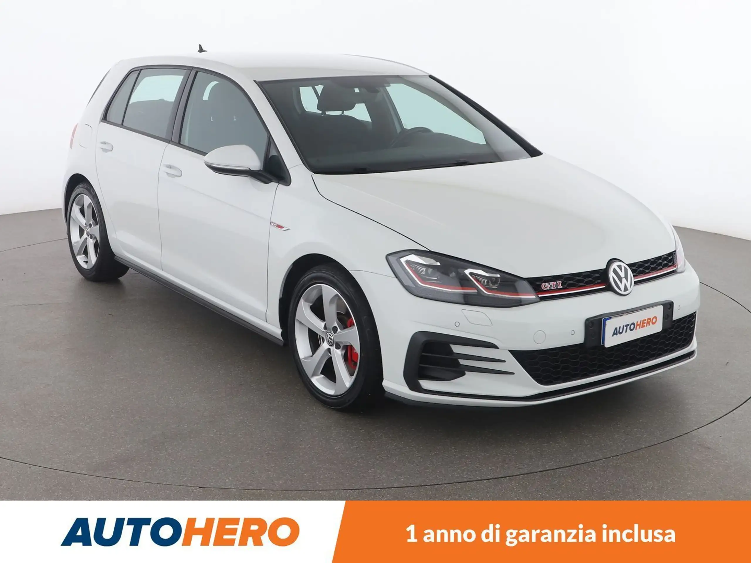 Volkswagen - Golf GTI