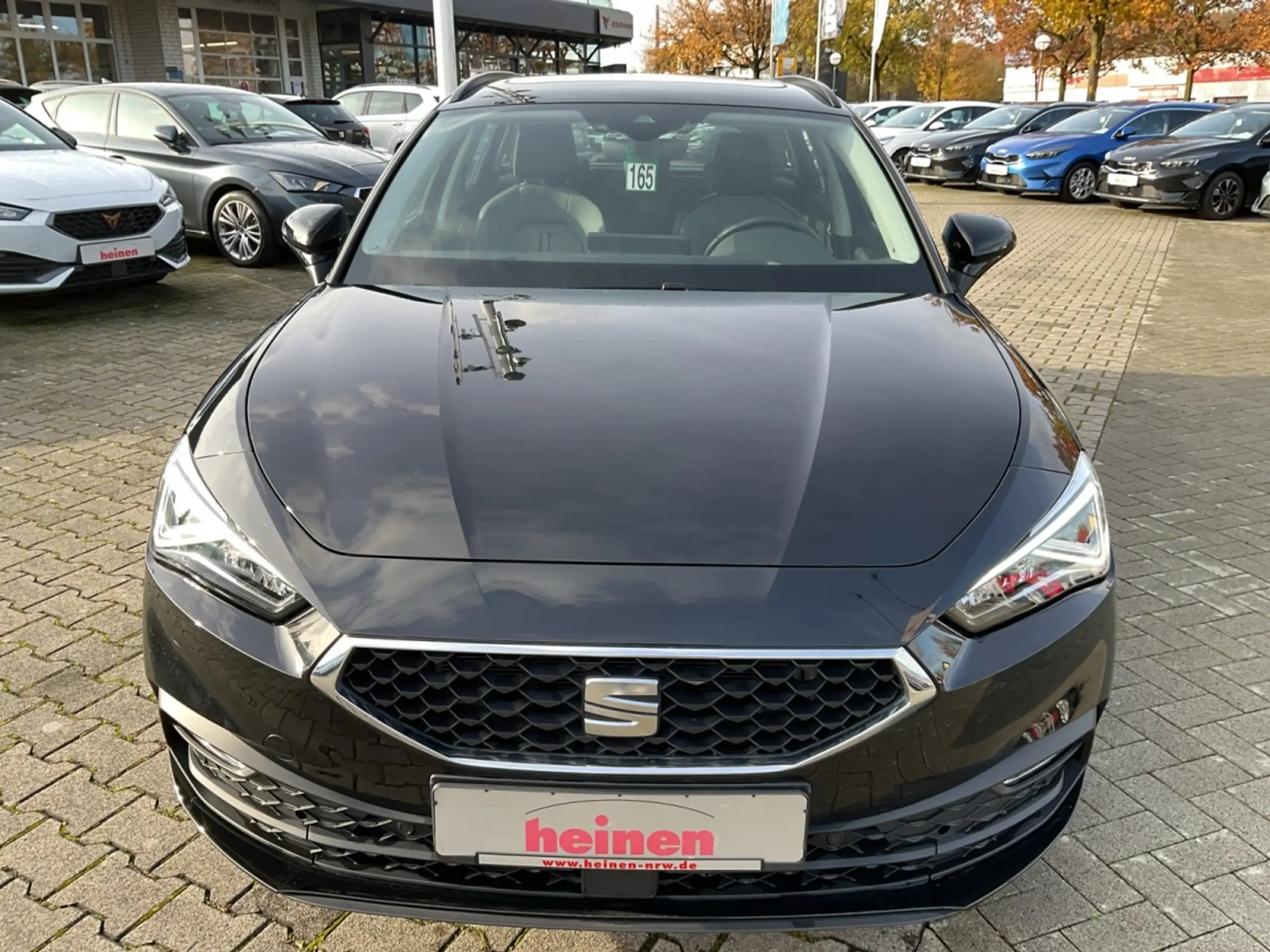 SEAT - Leon