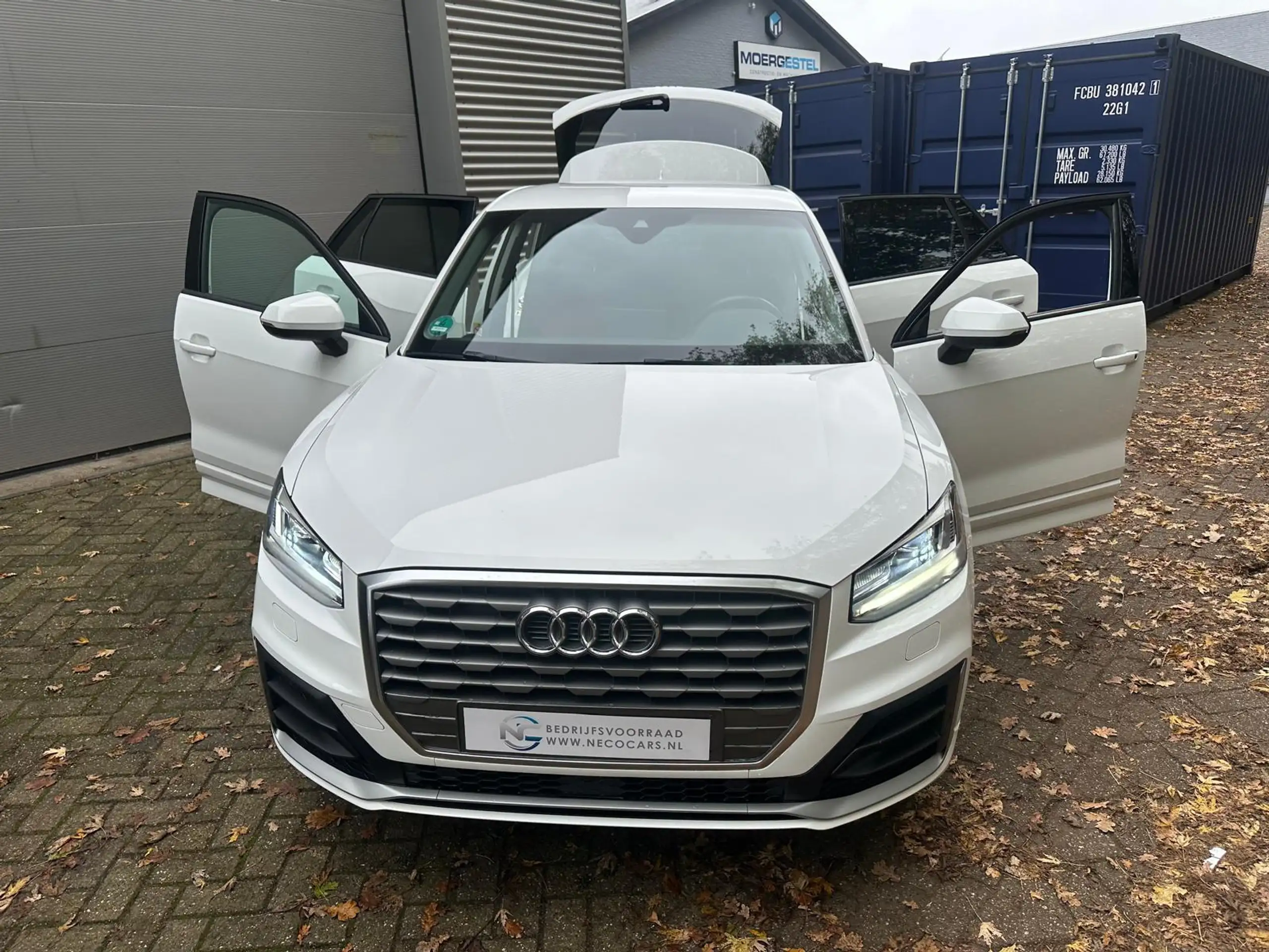 Audi - Q2