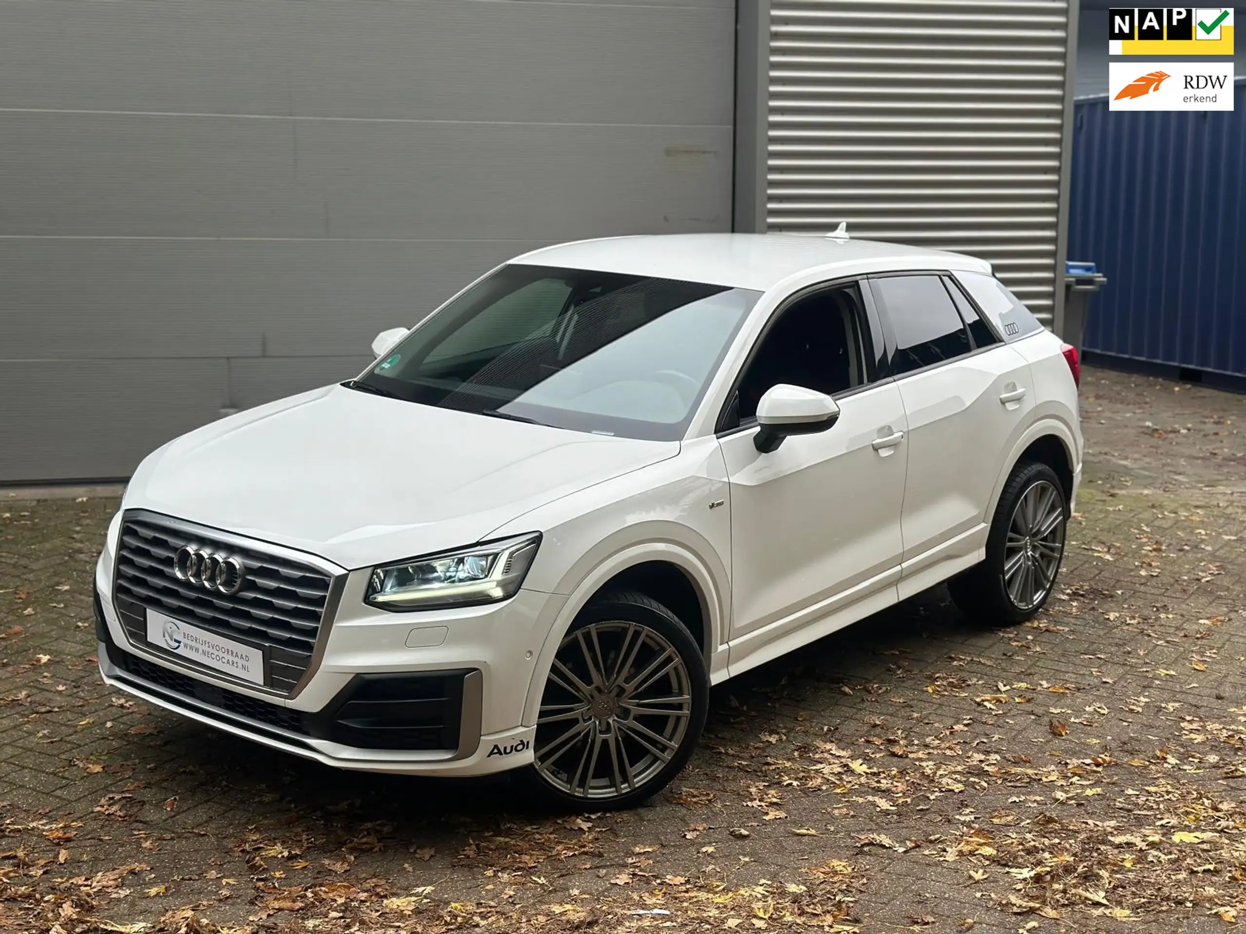 Audi - Q2