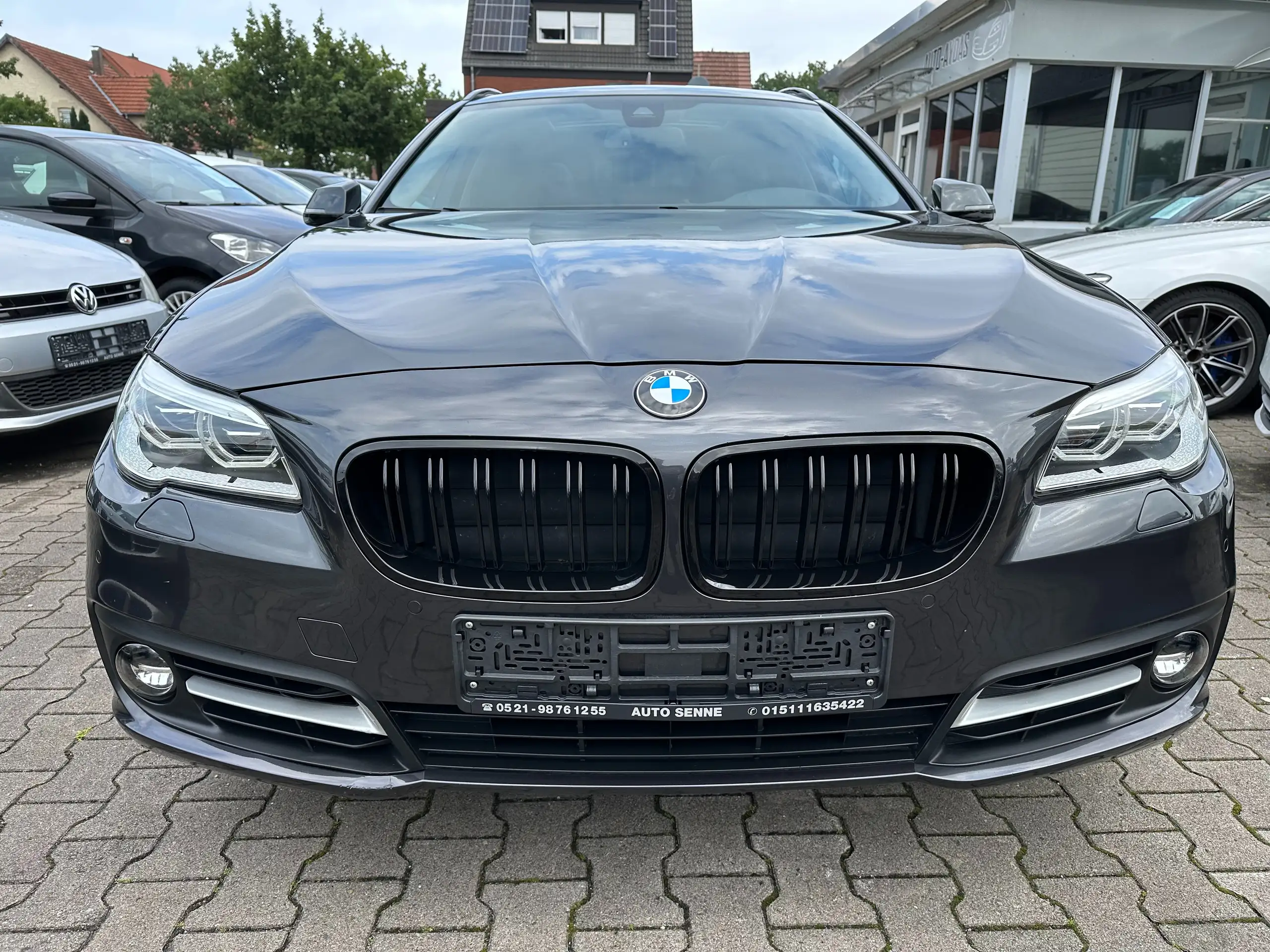 BMW - 525