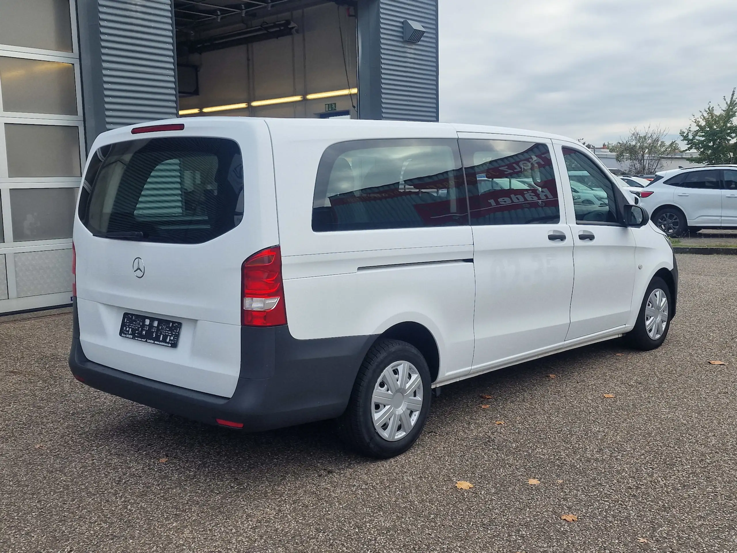 Mercedes-Benz - Vito