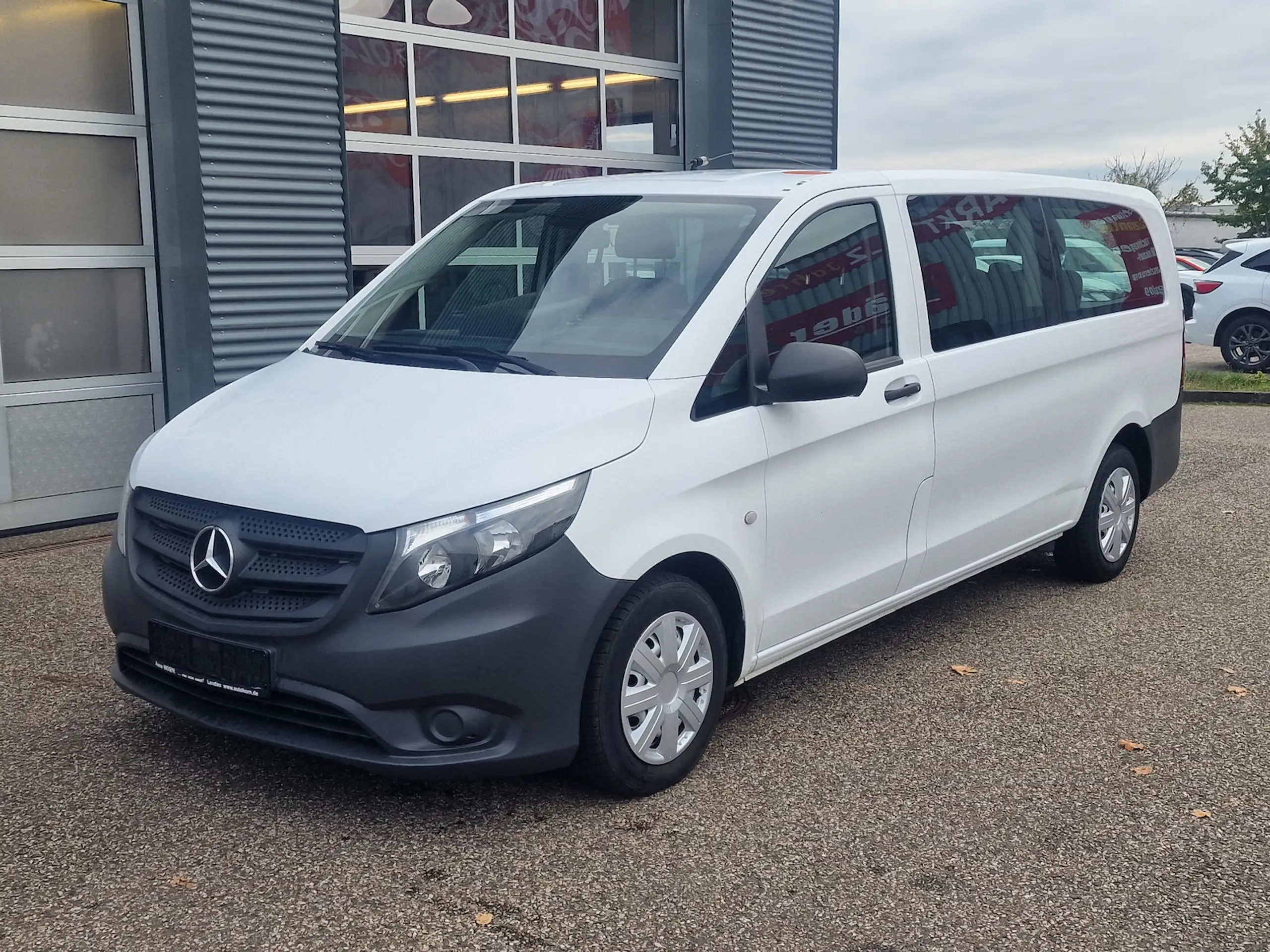 Mercedes-Benz - Vito