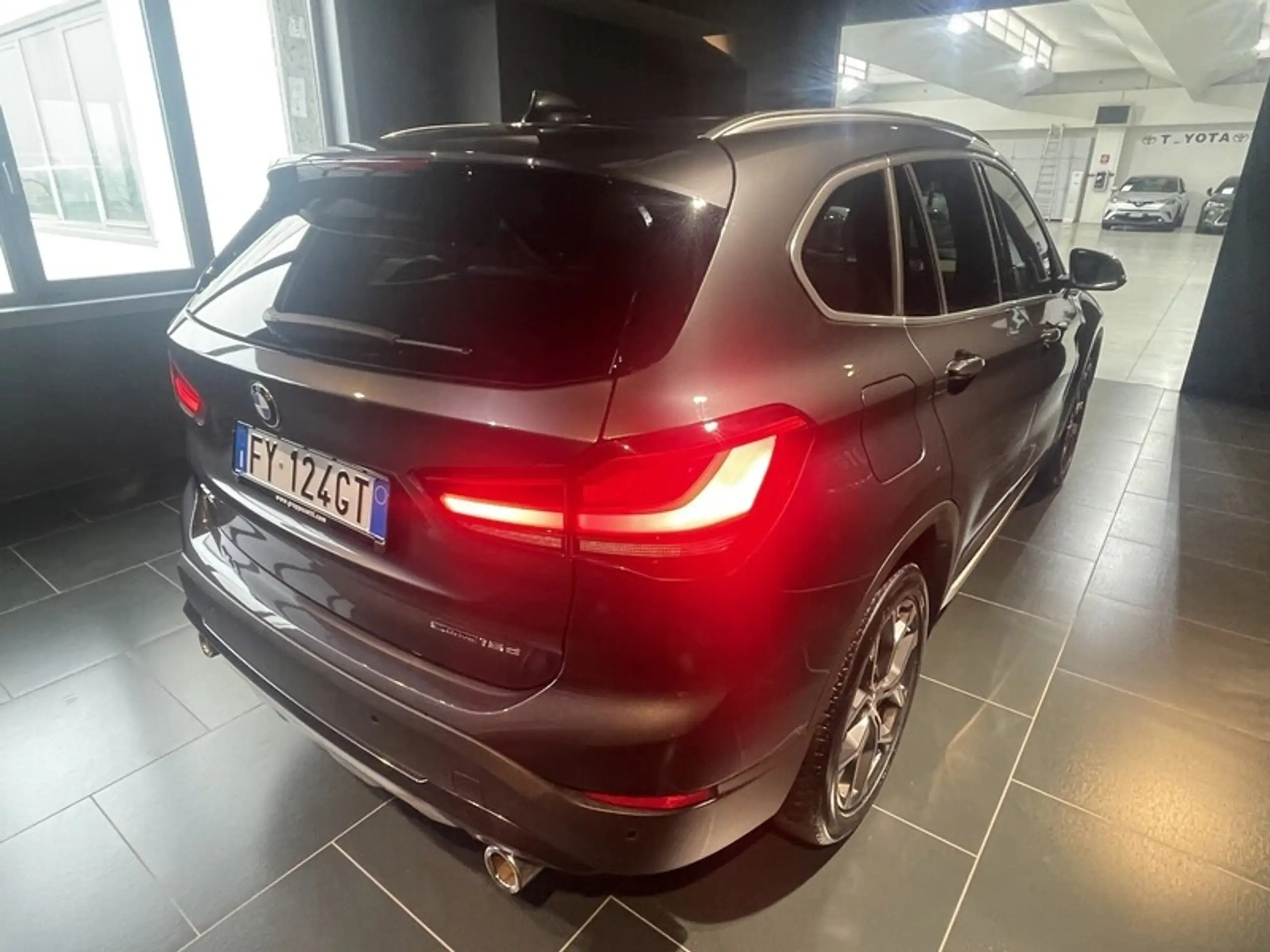 BMW - X1