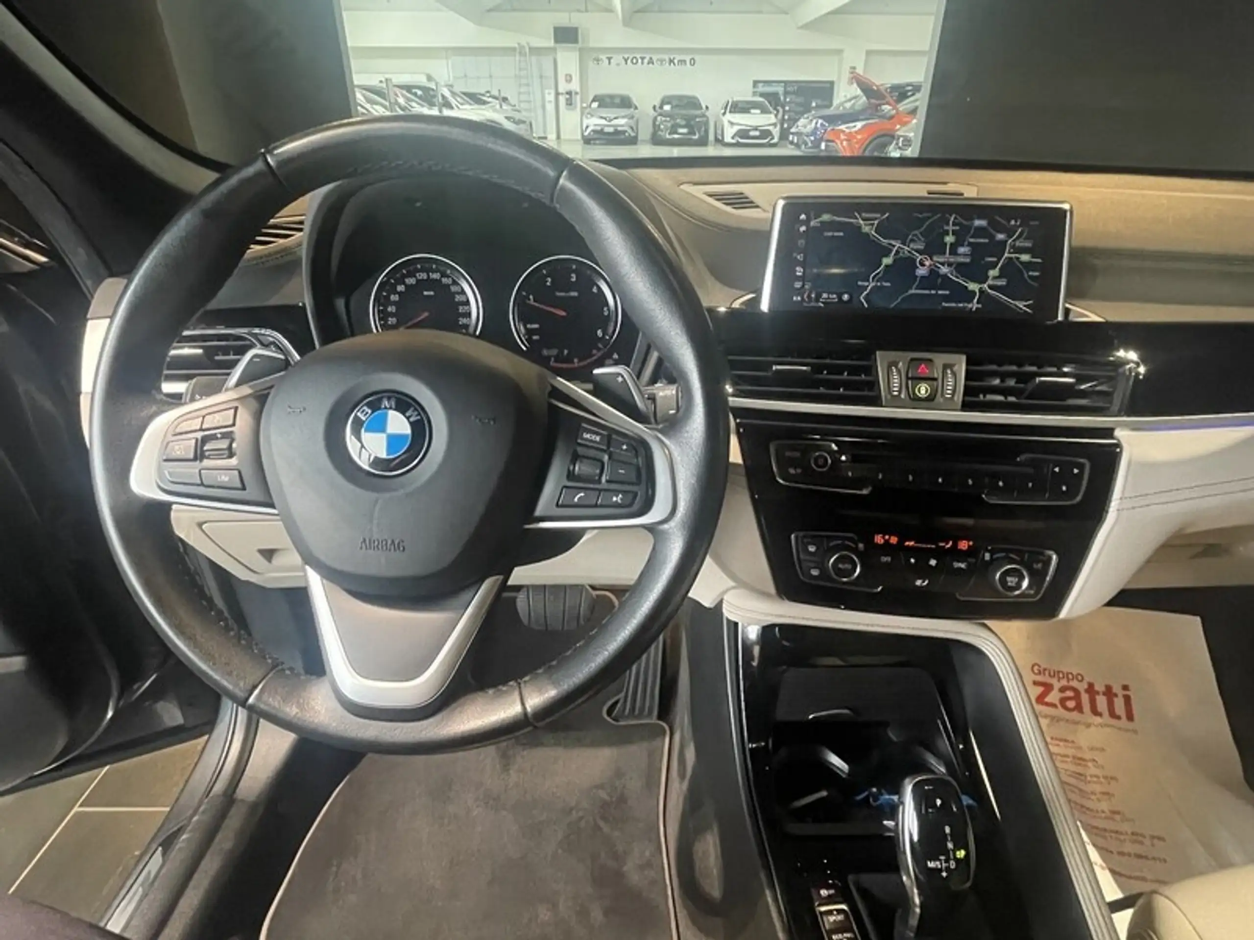 BMW - X1